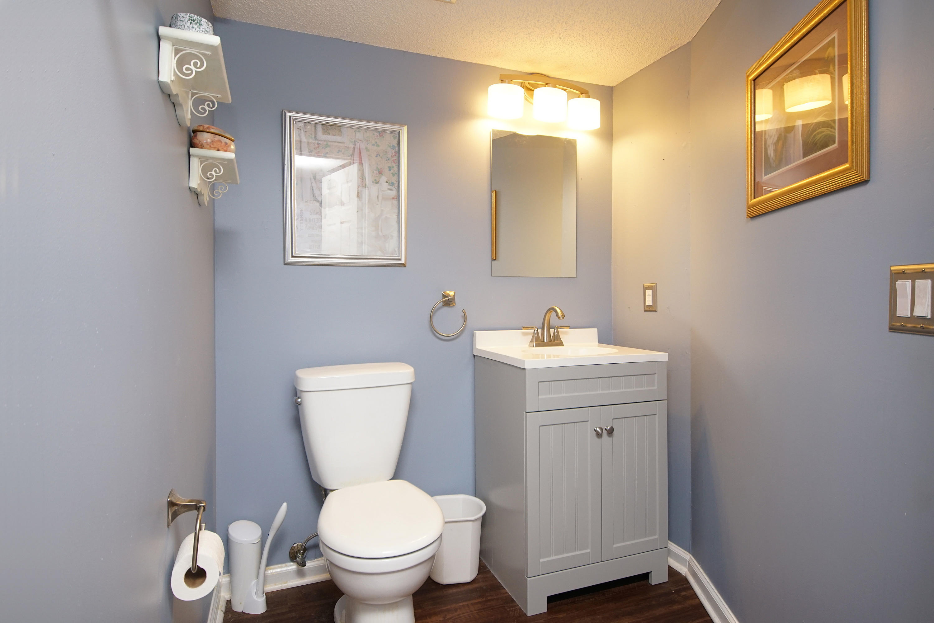 BELL-BROOK ESTATES 1ST ADDN - Residential