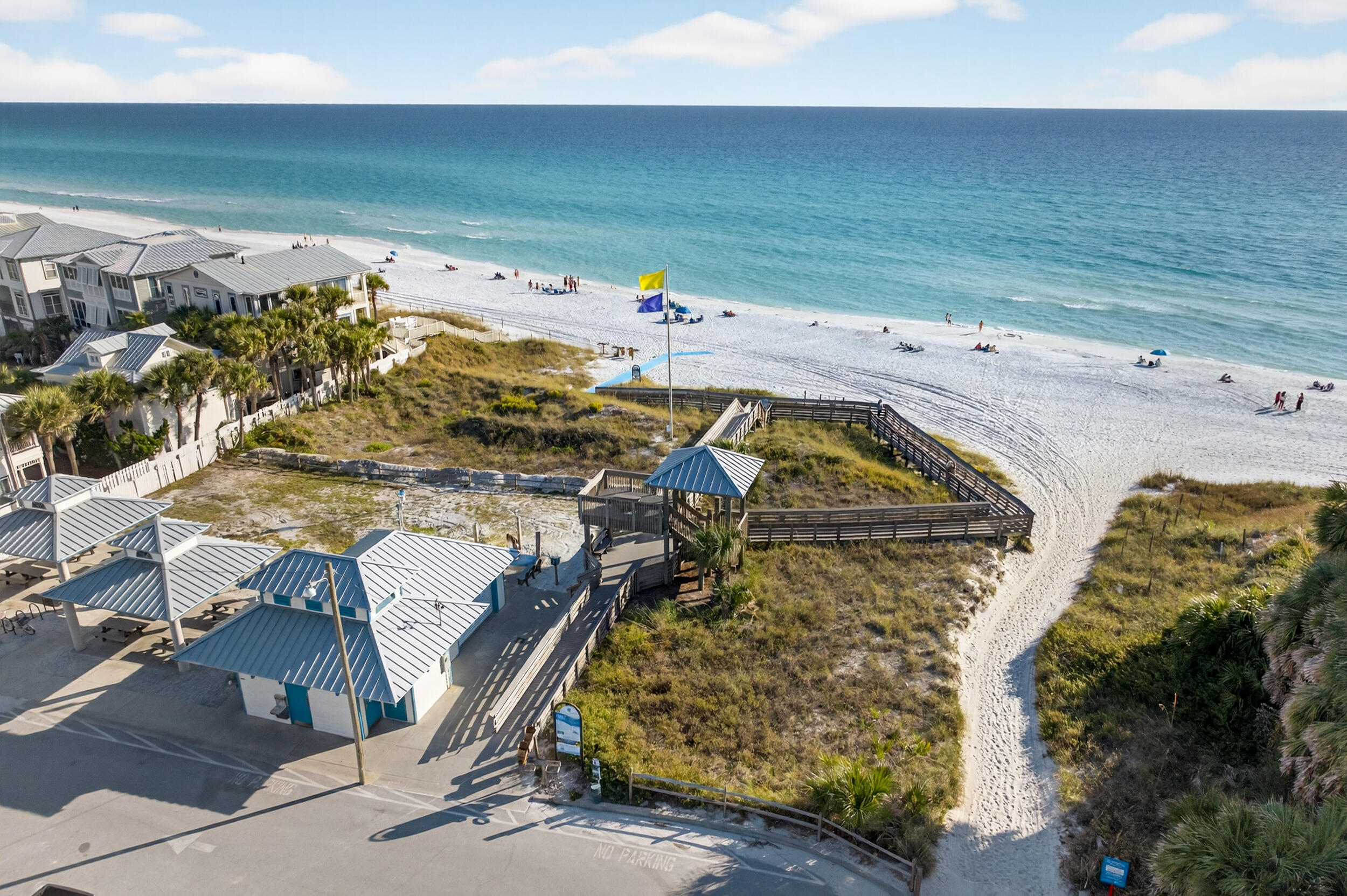 GULF PLACE RESIDENCES - Residential