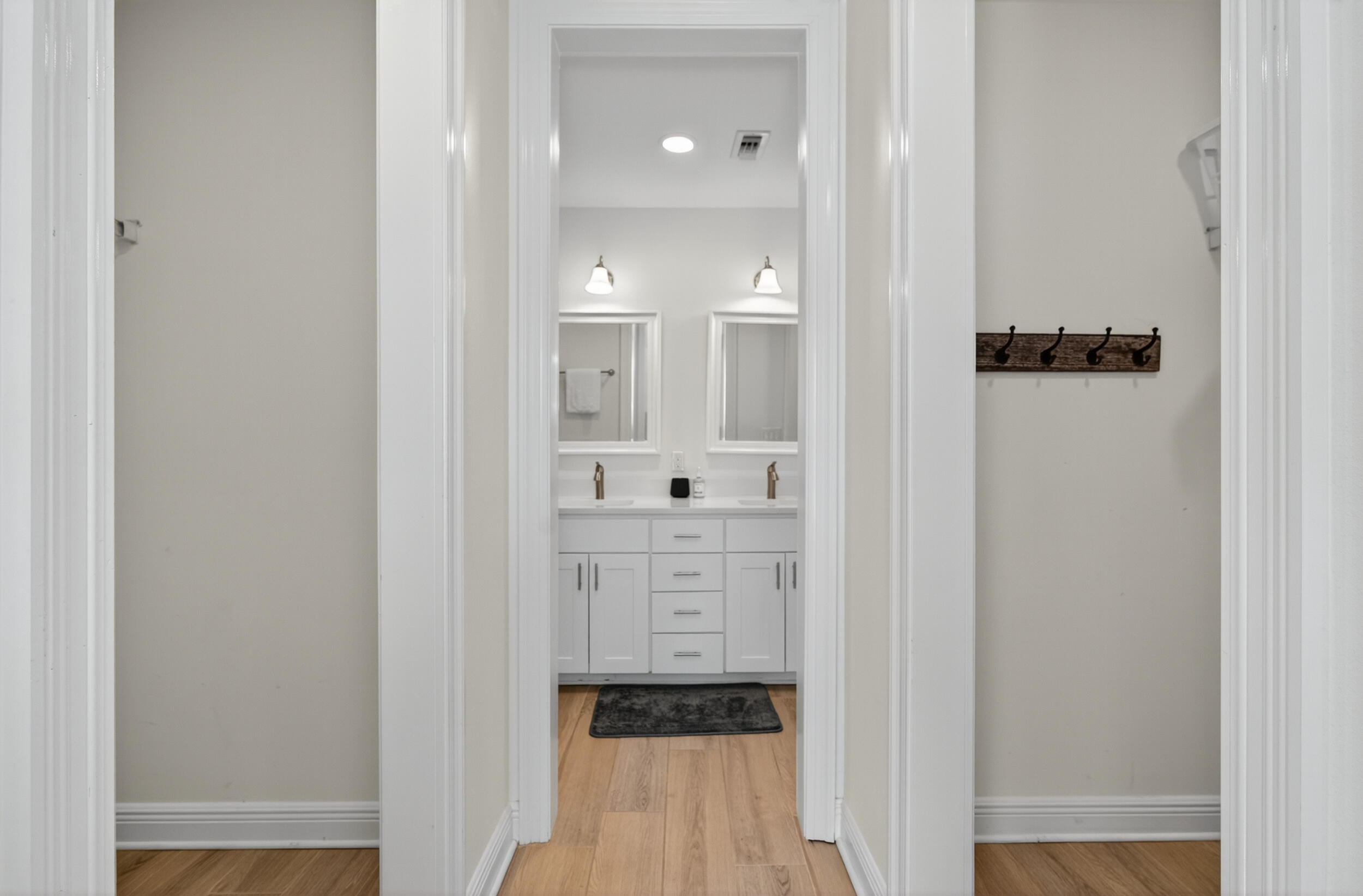 GULF PLACE RESIDENCES - Residential