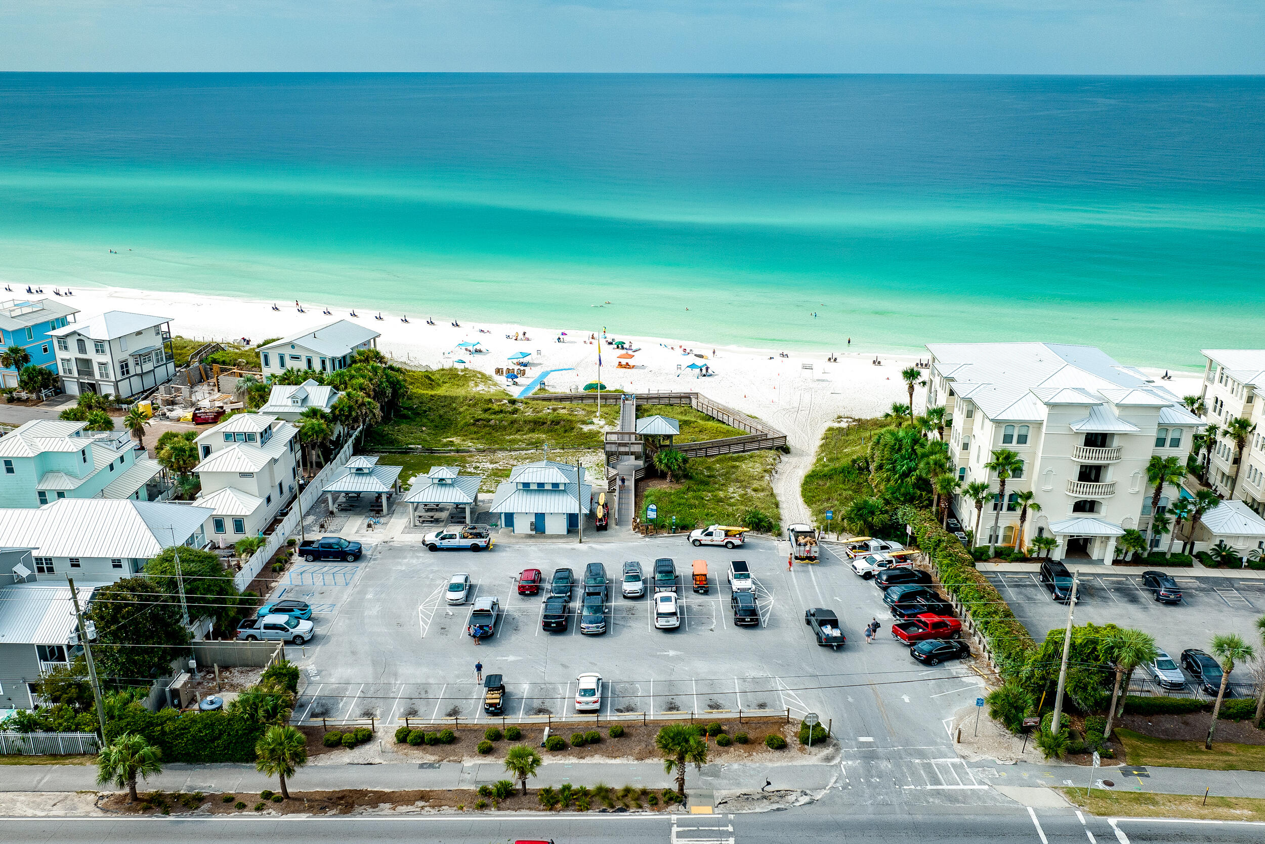 GULF PLACE RESIDENCES - Residential