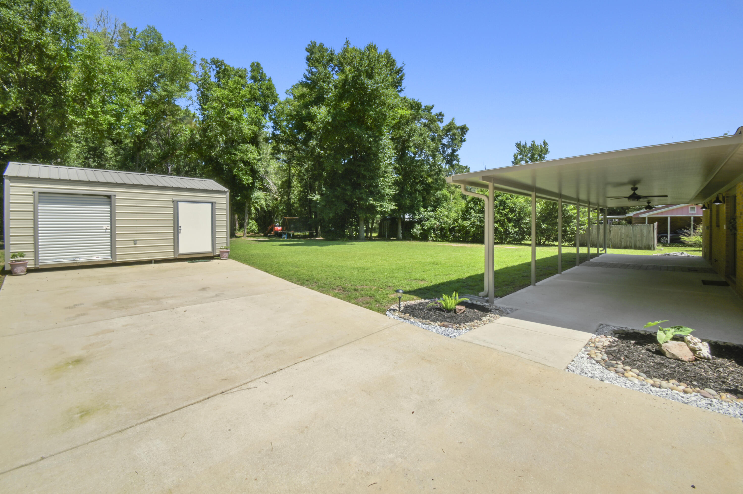 OAKDALE MINI FARMS - Residential