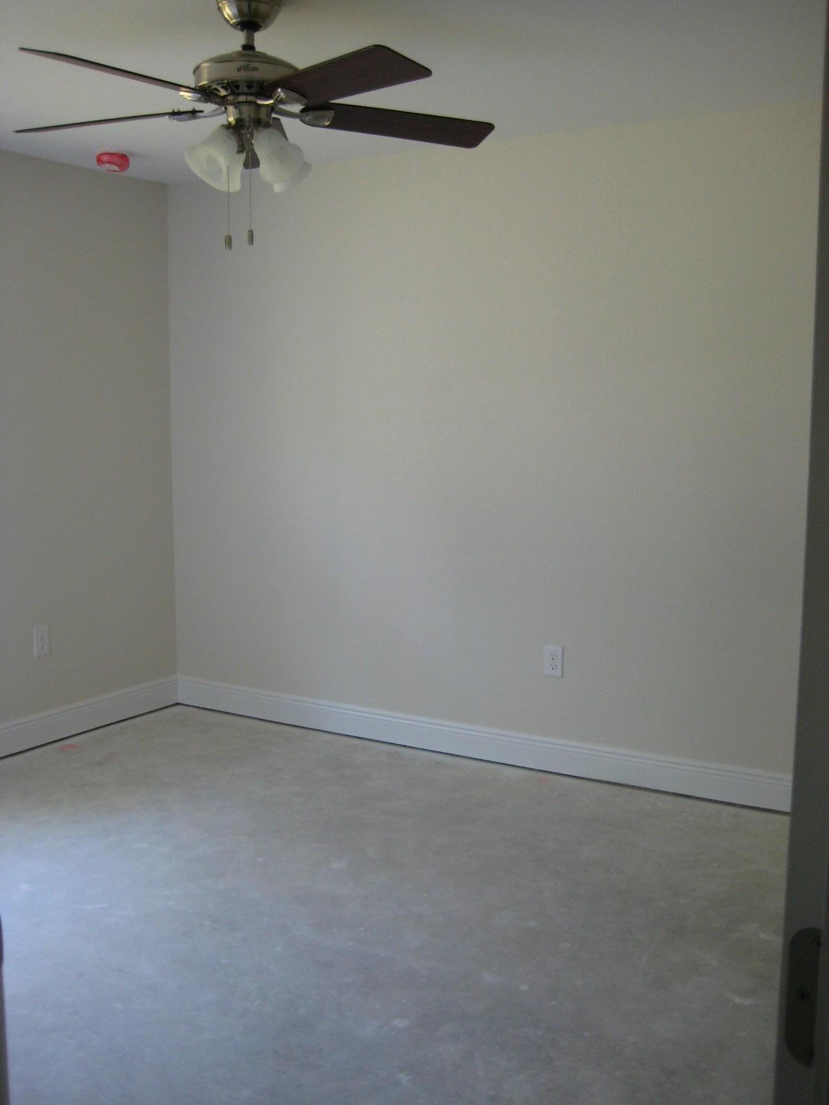 CRESTVIEW MANOR - Residential