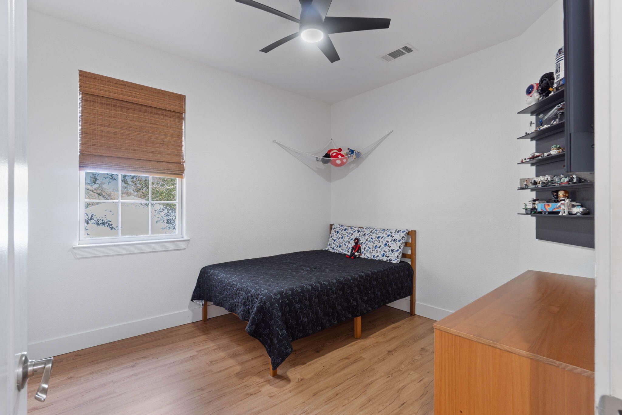 HIDDEN LAKES ESTATES - Residential