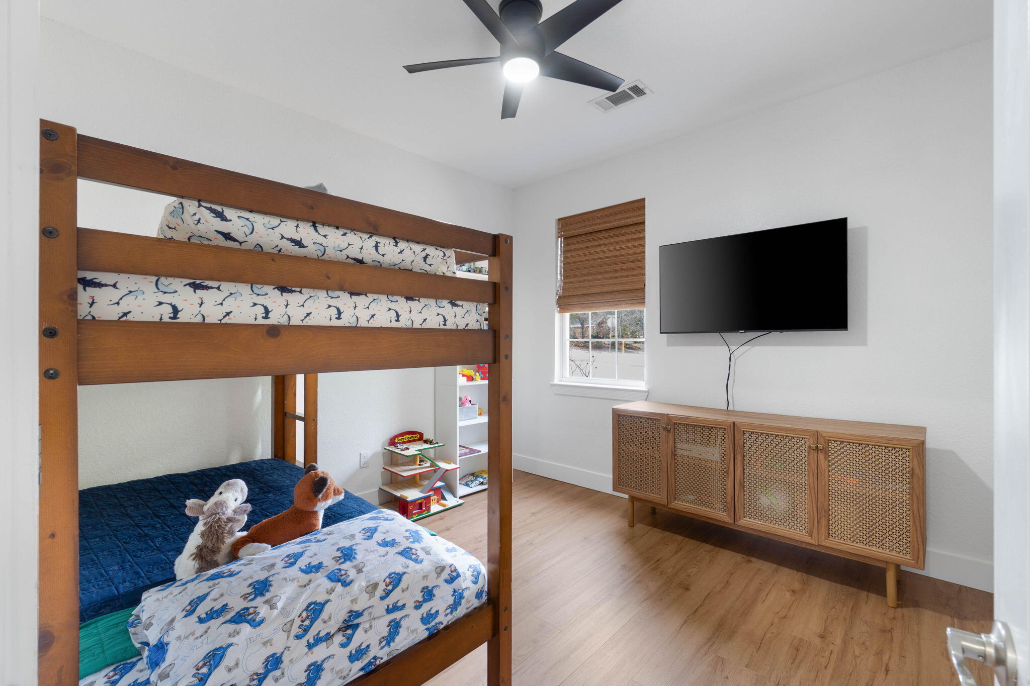 HIDDEN LAKES ESTATES - Residential