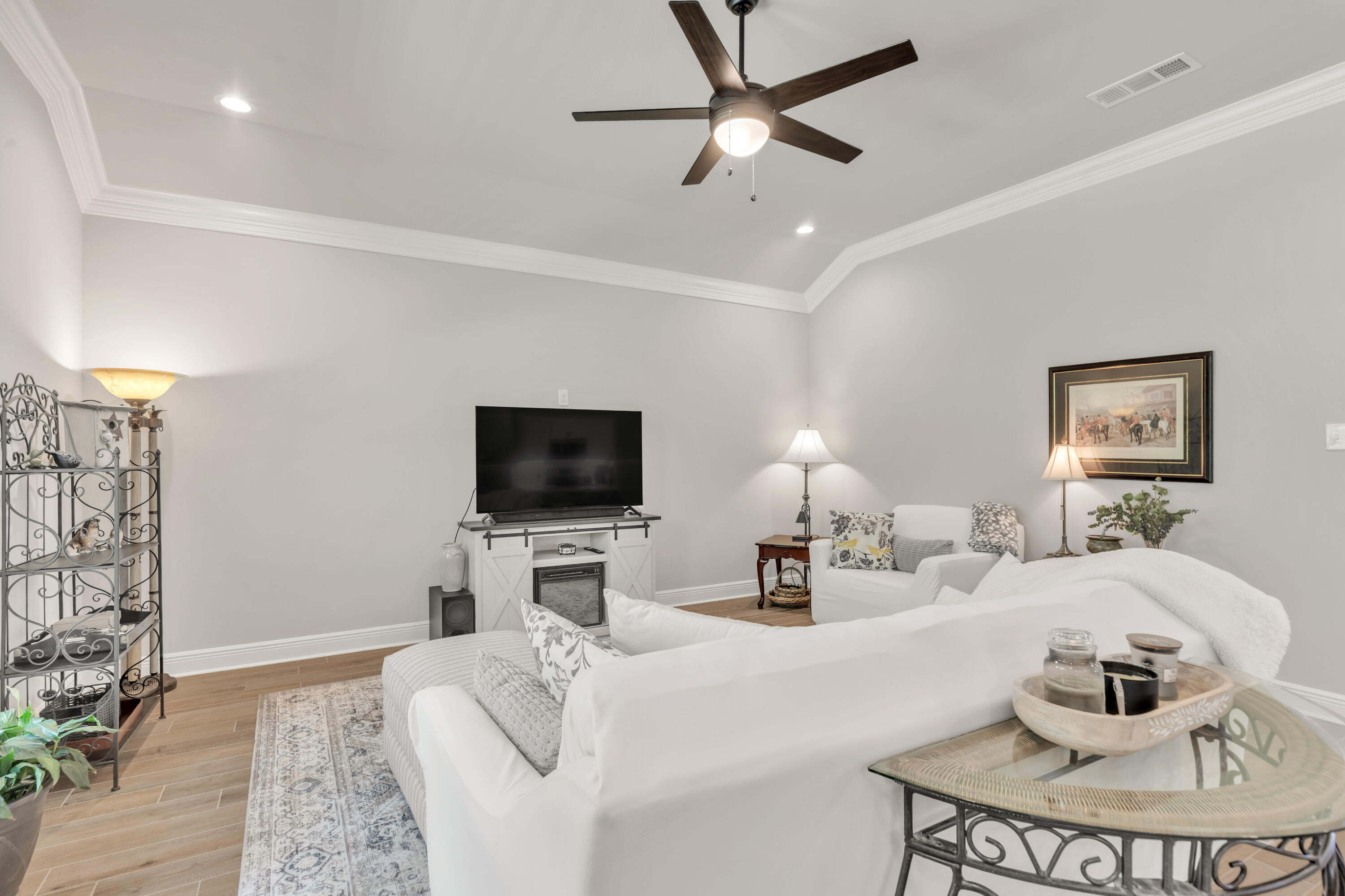 HAMMOCK BAY - Residential