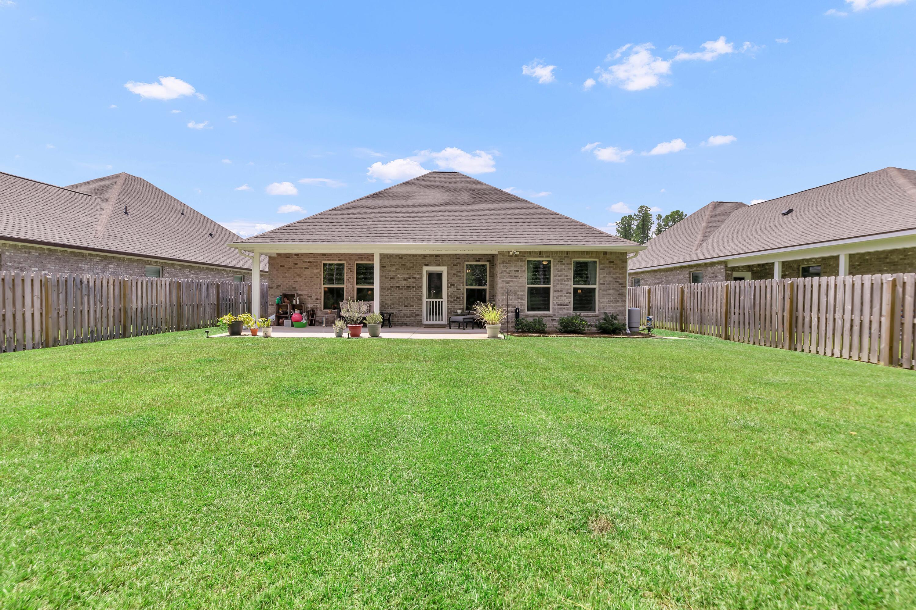 HAMMOCK BAY - Residential