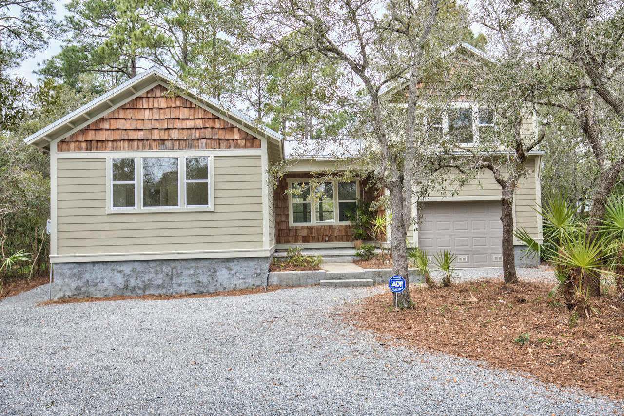 BAY PINE SHORES - Residential