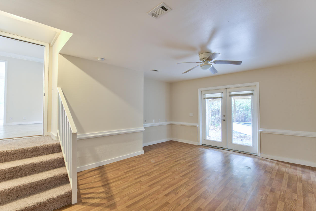 BAY PINE SHORES - Residential