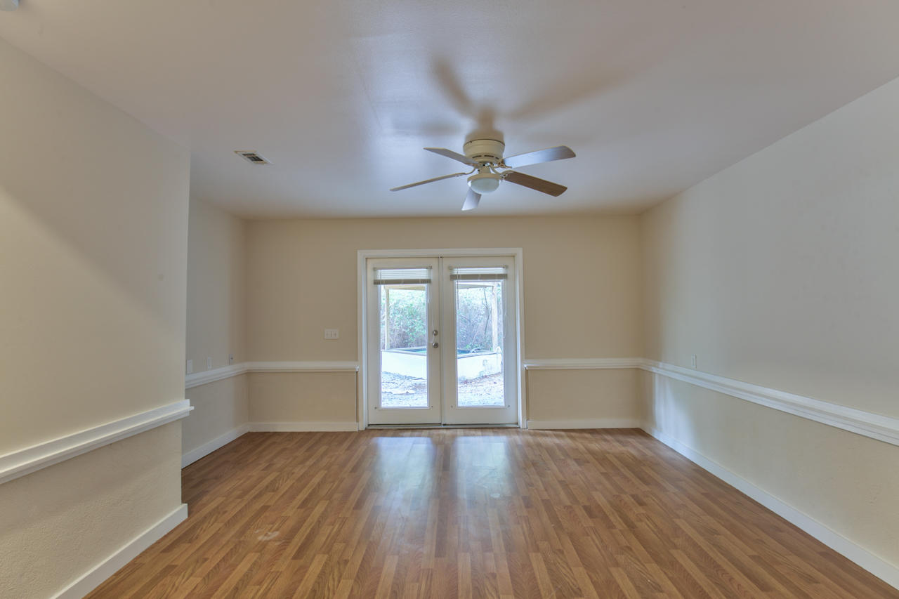 BAY PINE SHORES - Residential