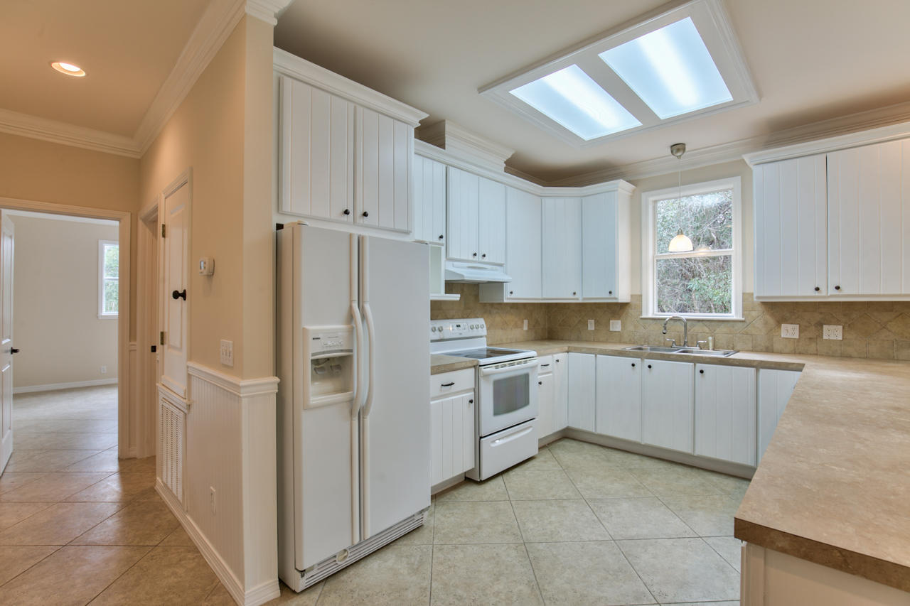 BAY PINE SHORES - Residential