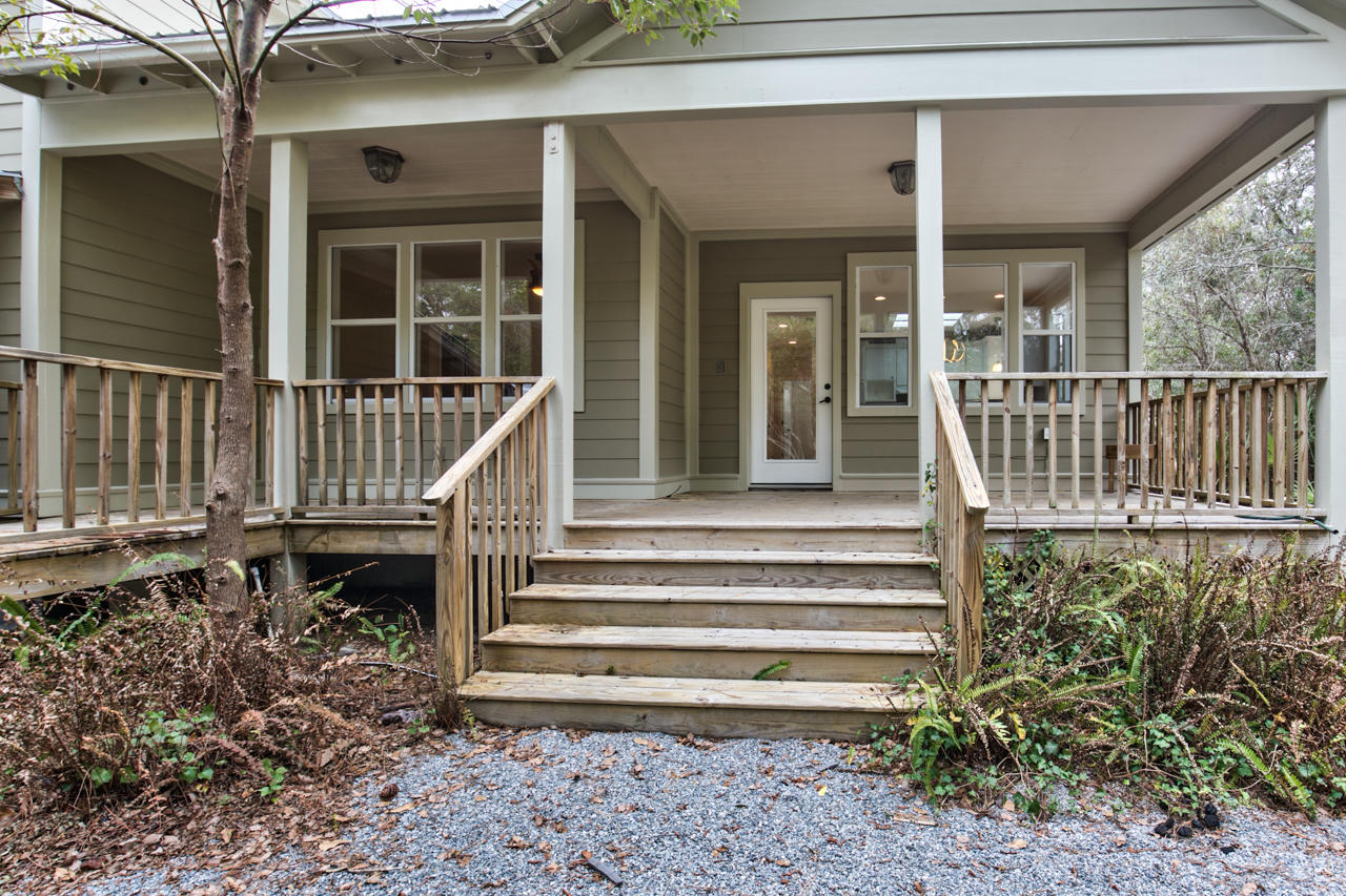 BAY PINE SHORES - Residential