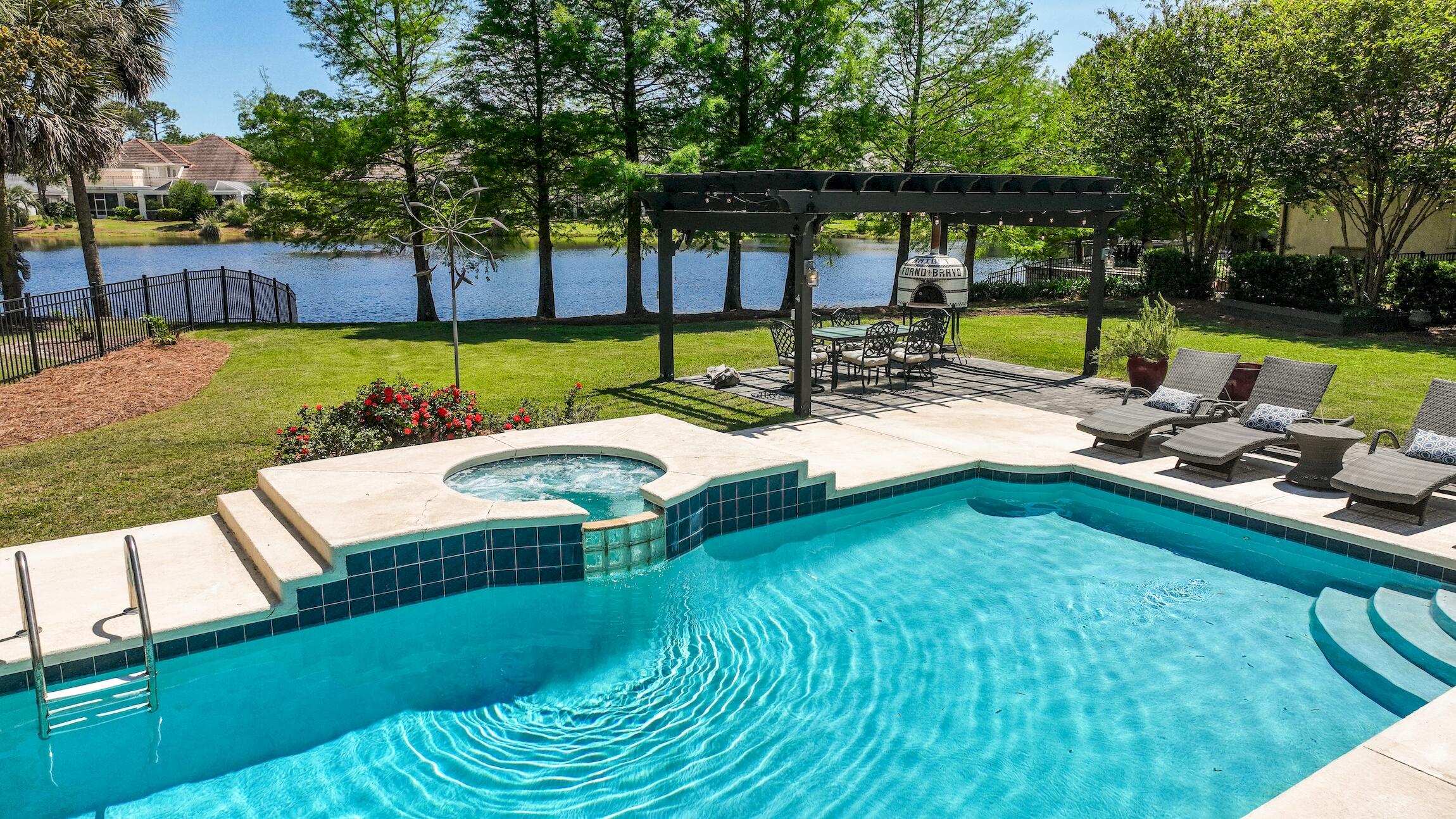 REGATTA BAY PH 1 - Residential