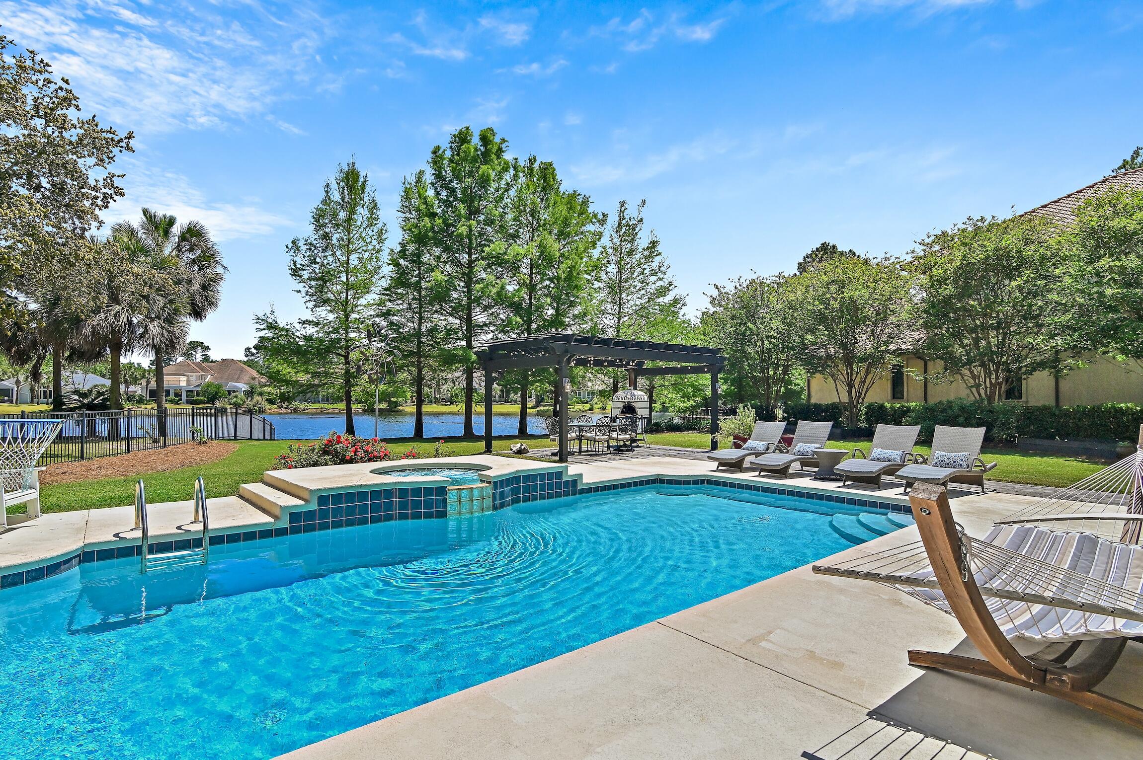 REGATTA BAY PH 1 - Residential