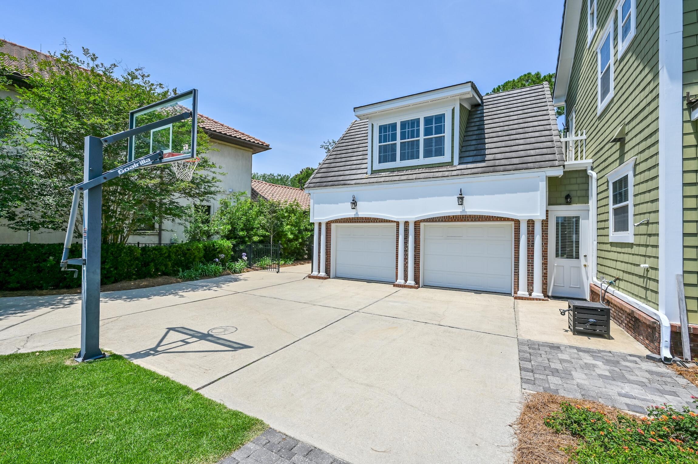 REGATTA BAY PH 1 - Residential
