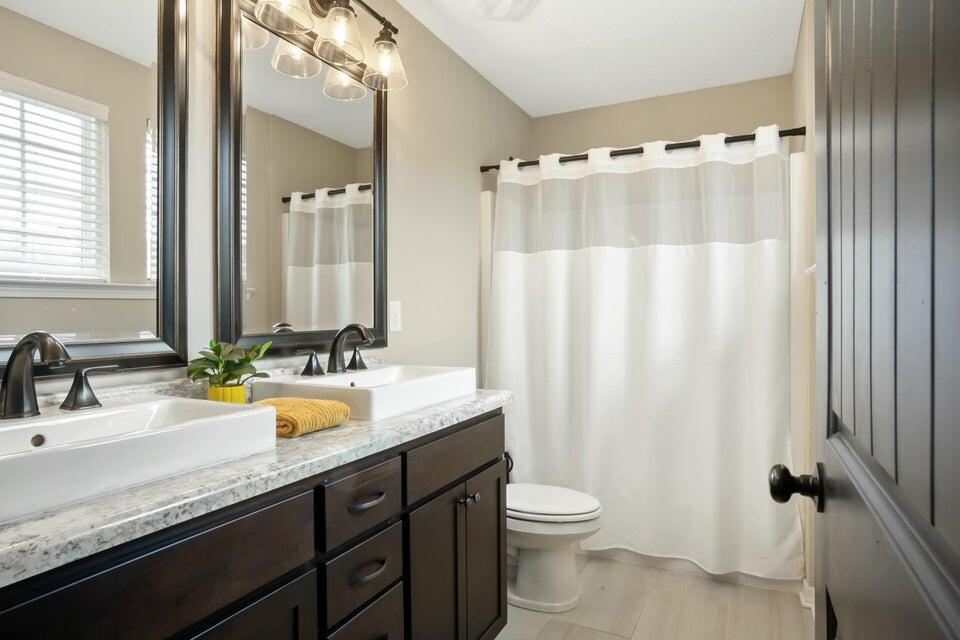 STILLWELL ESTATES - Residential Lease
