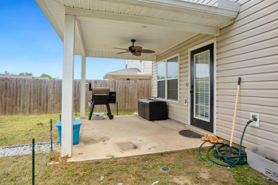 STILLWELL ESTATES - Residential Lease