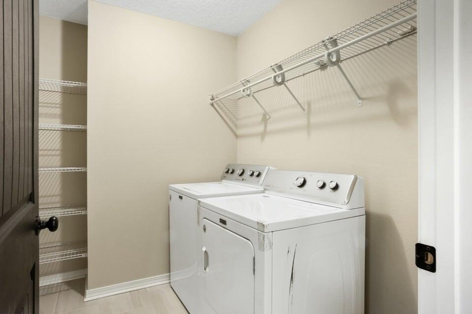 STILLWELL ESTATES - Residential Lease
