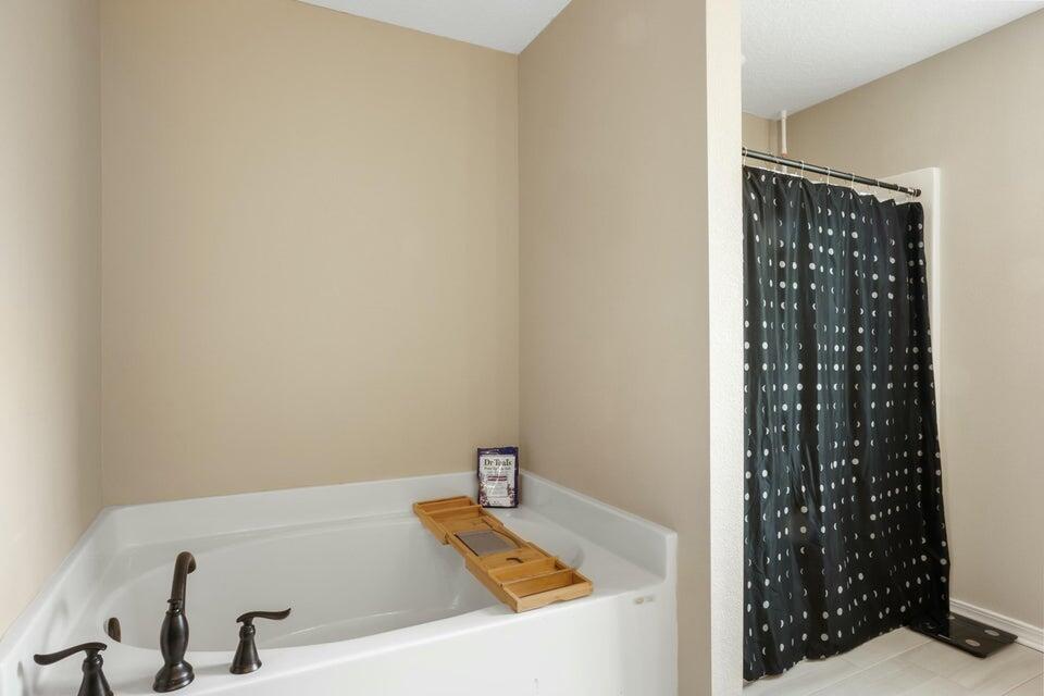 STILLWELL ESTATES - Residential Lease