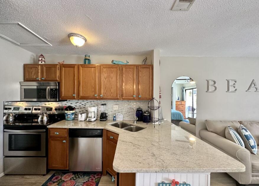 SANDPIPER COVE #19 UNIT 8214 BLDG D - Residential