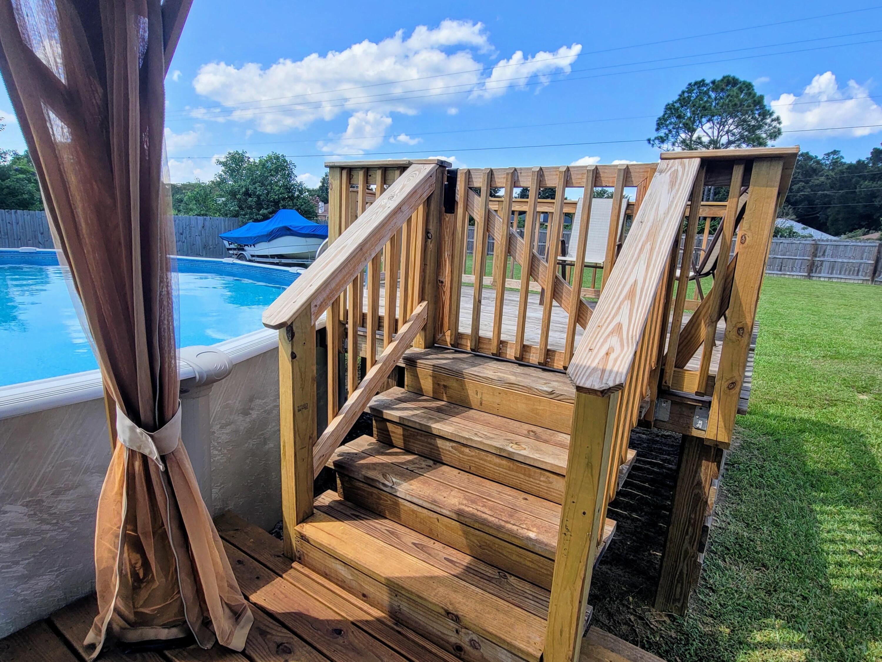 COUNTRY RIDGE - Residential