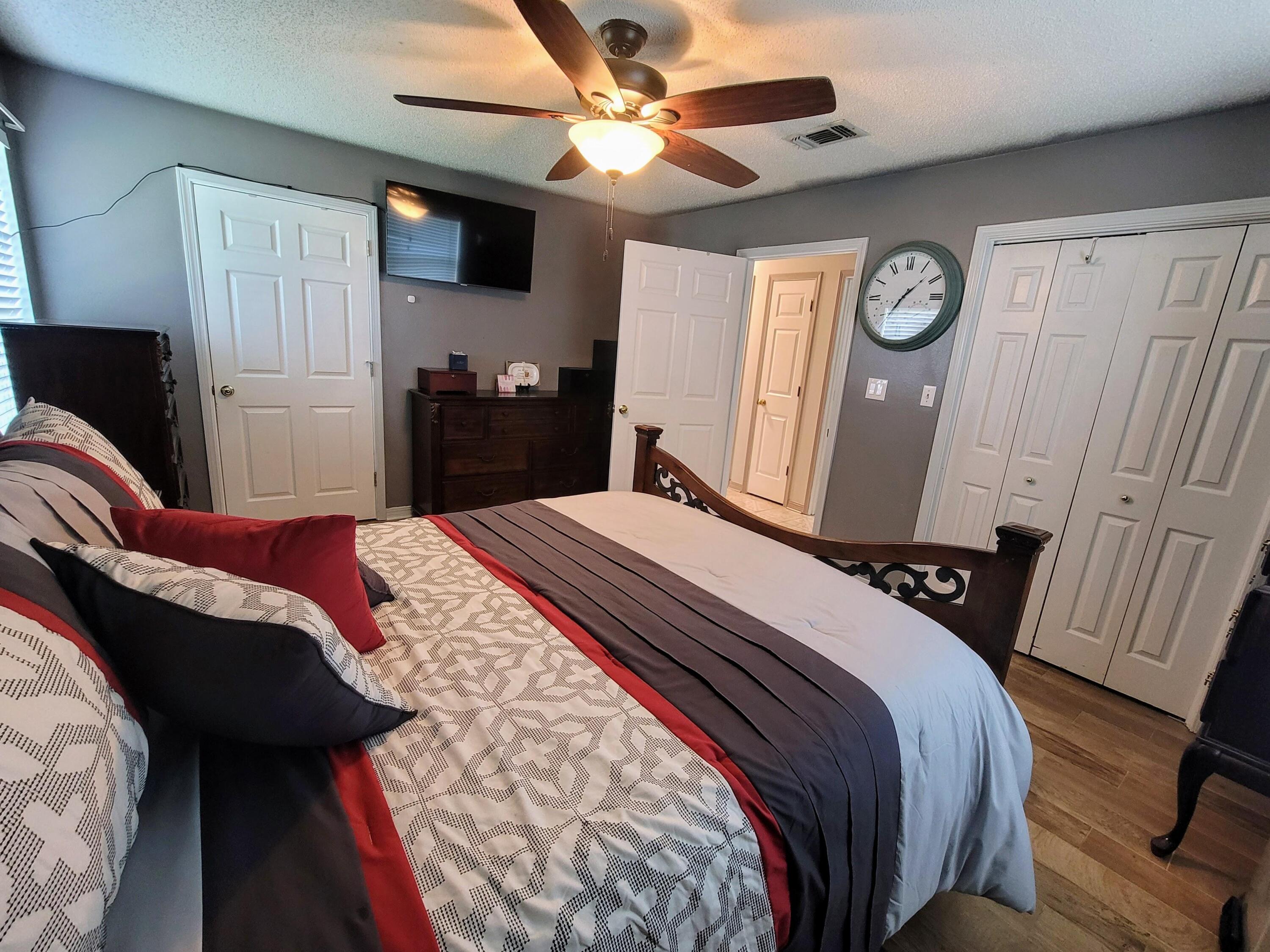 COUNTRY RIDGE - Residential