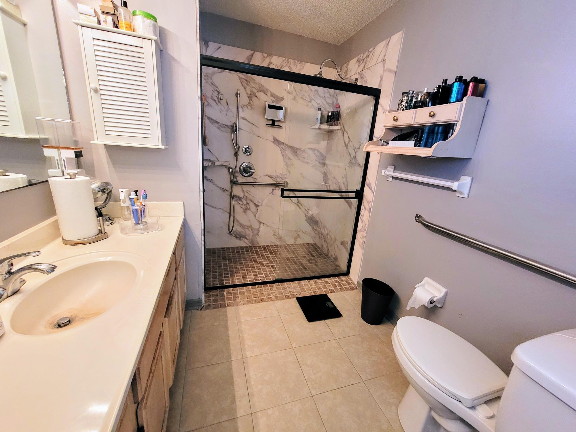 COUNTRY RIDGE - Residential