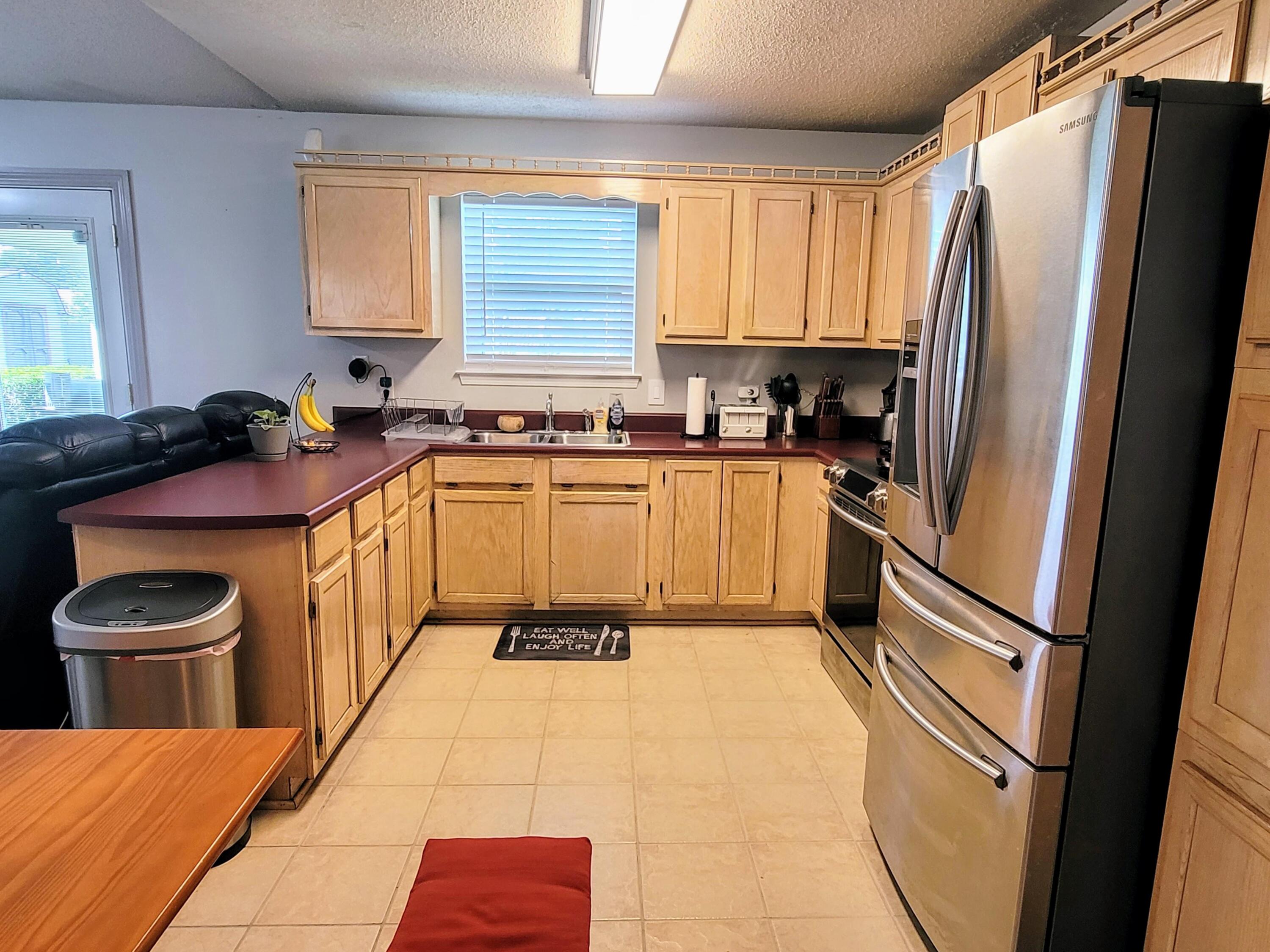 COUNTRY RIDGE - Residential