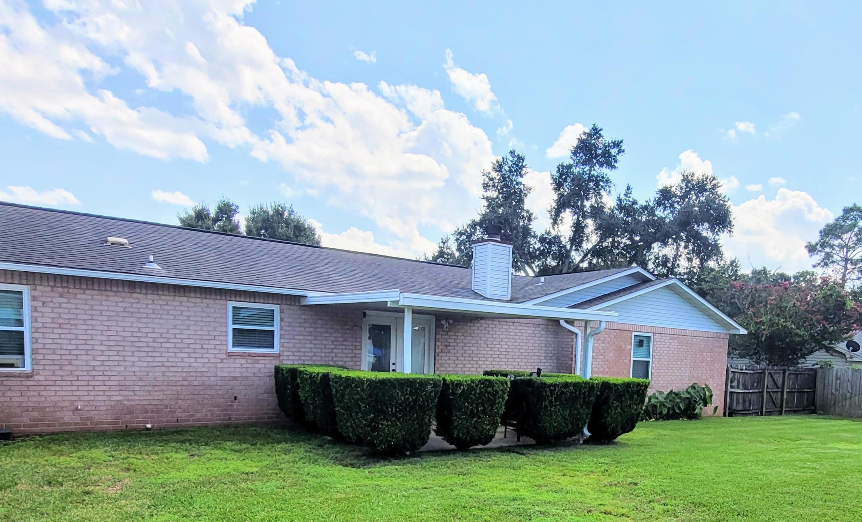 COUNTRY RIDGE - Residential