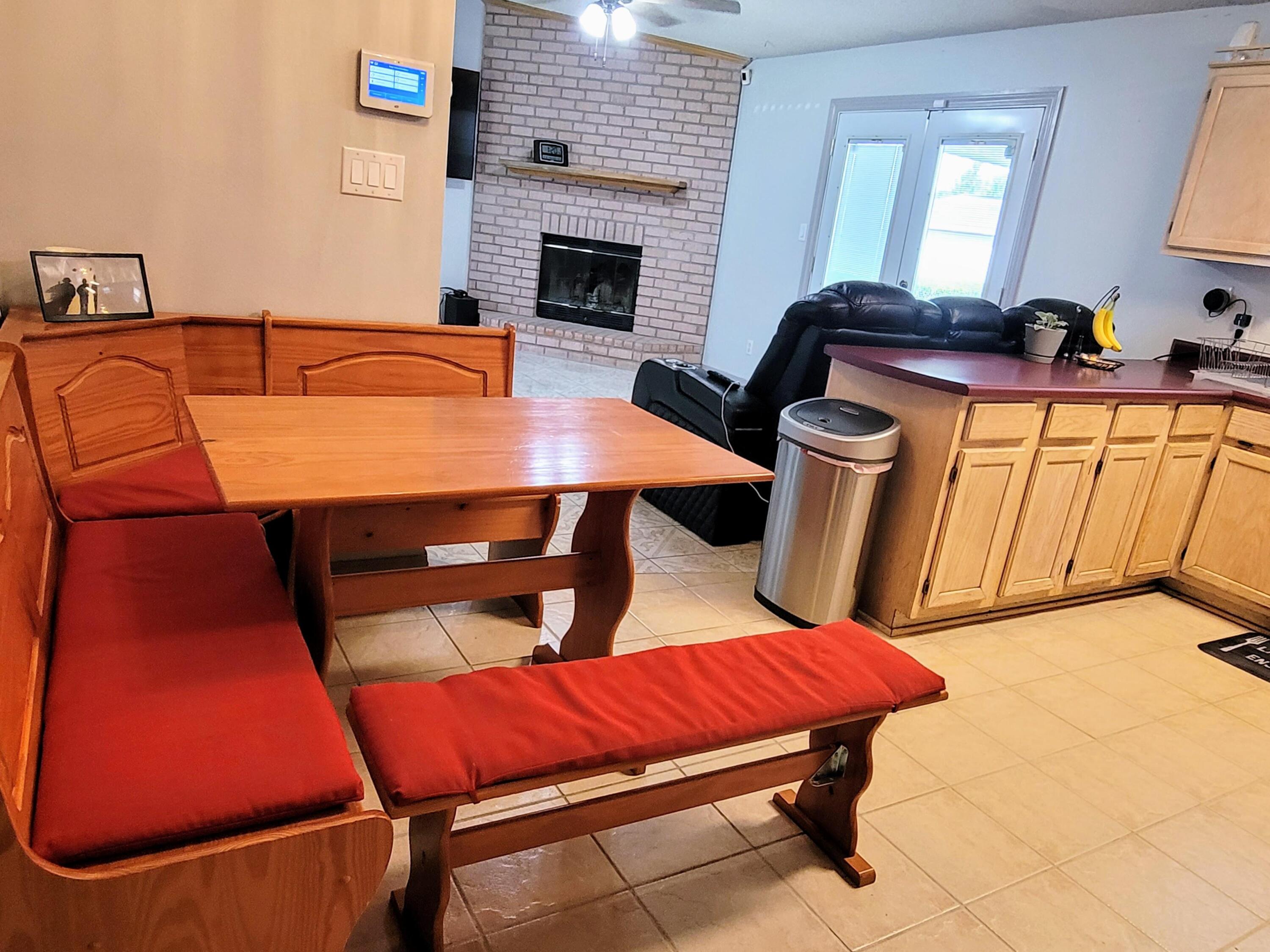 COUNTRY RIDGE - Residential