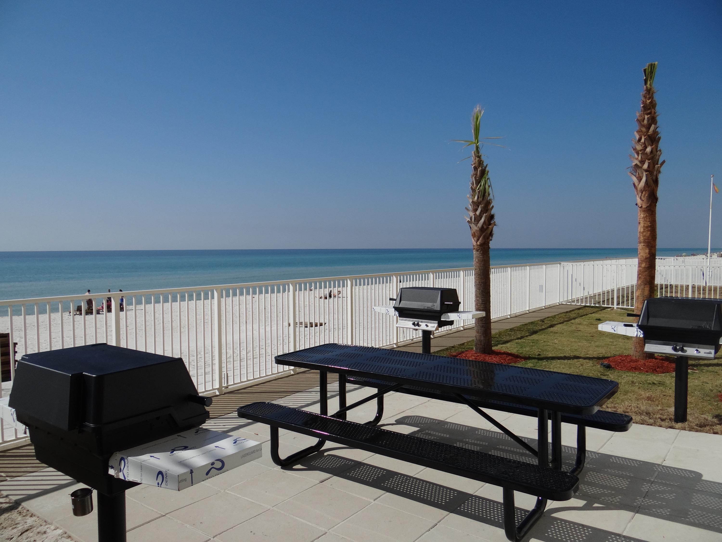 TROPIC WINDS - Residential