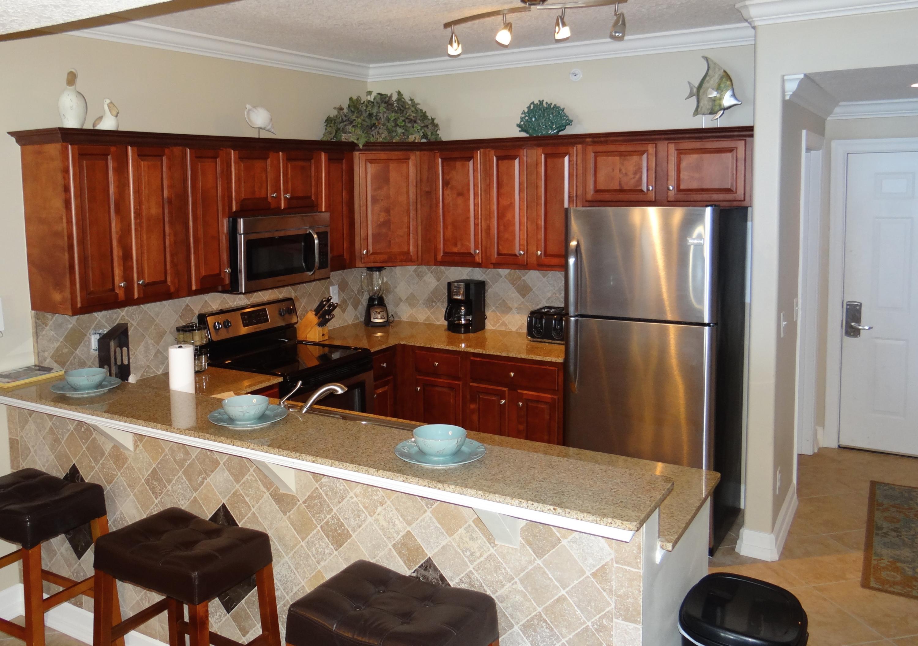 TROPIC WINDS - Residential