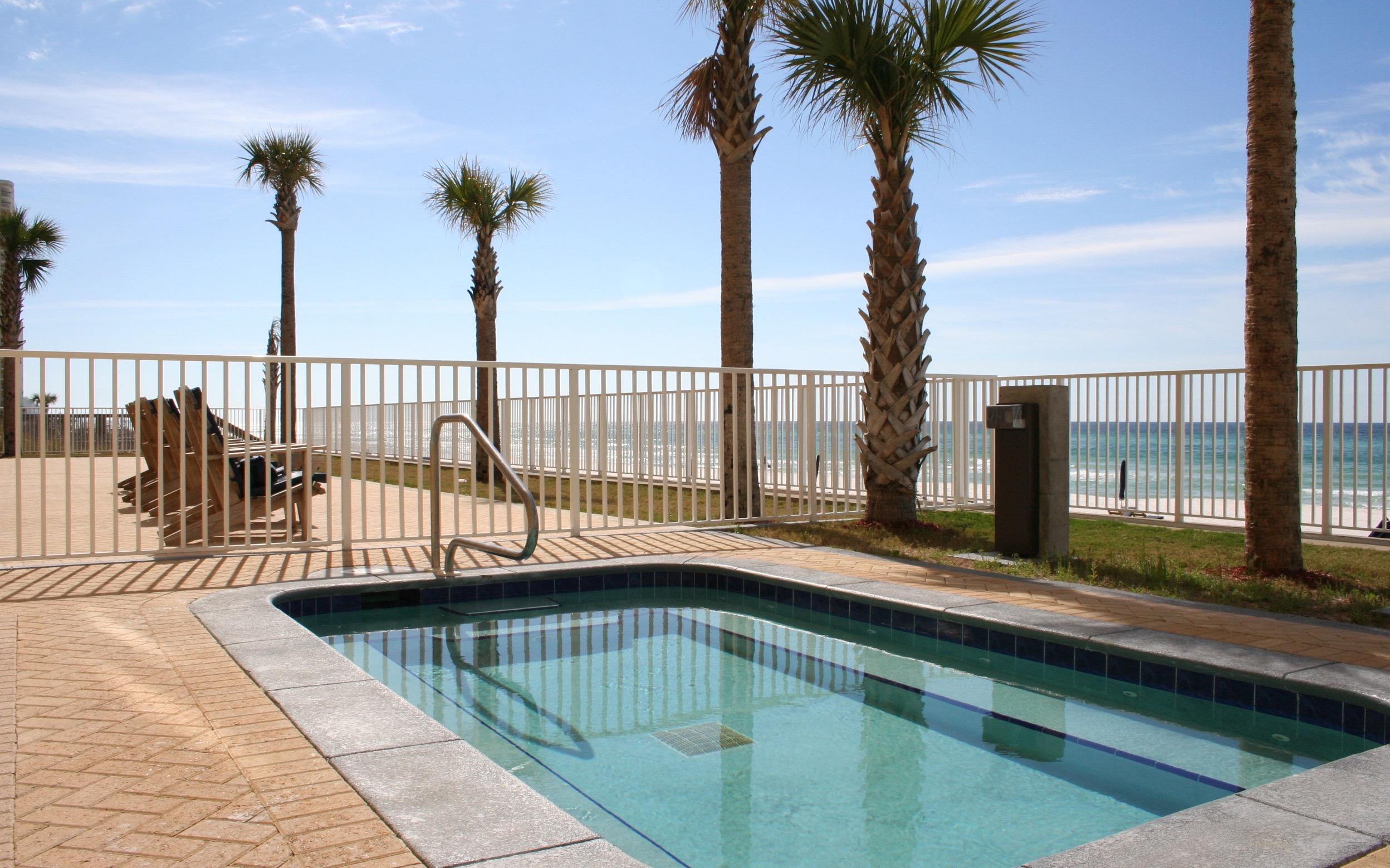 TROPIC WINDS - Residential