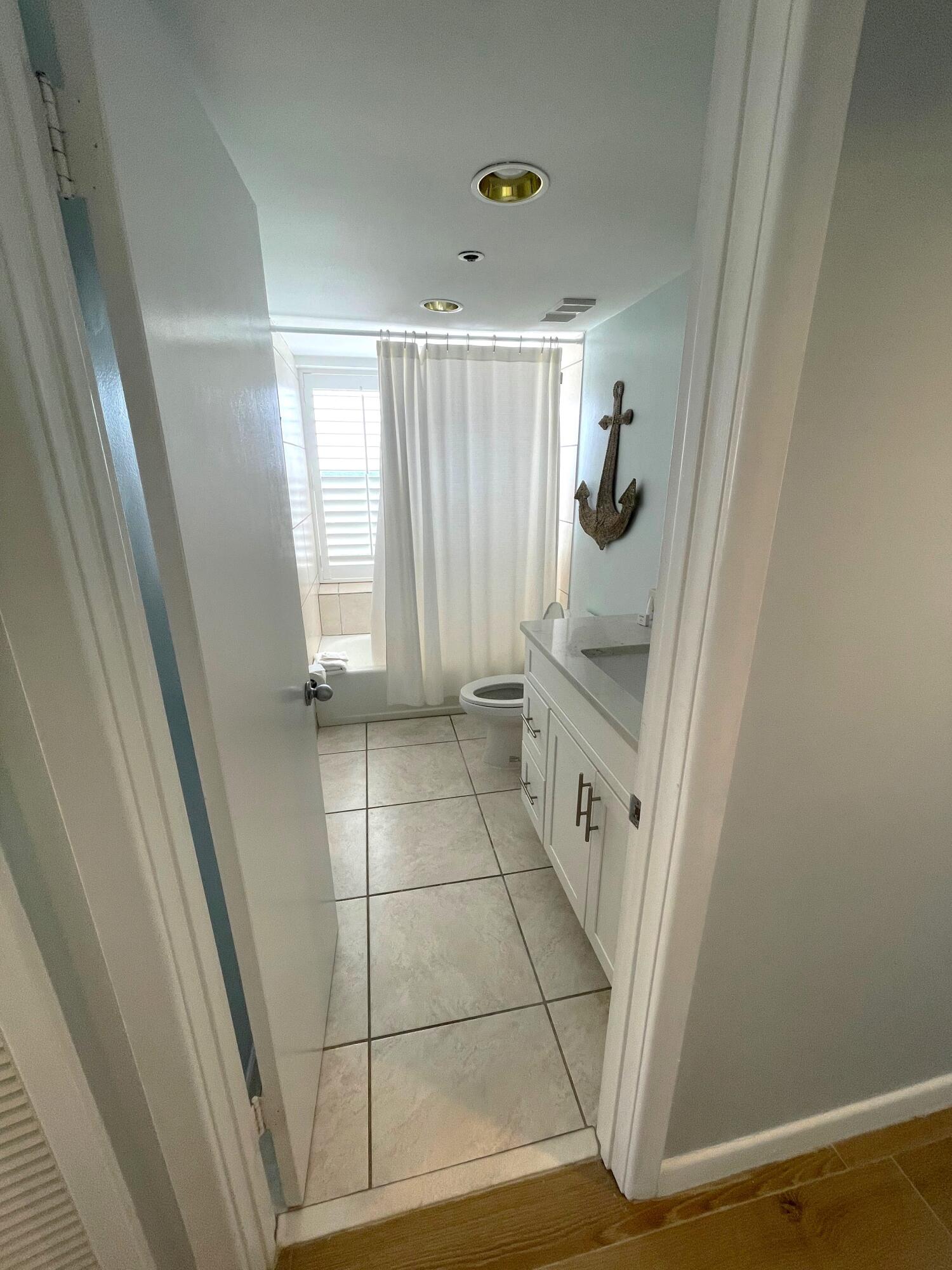 BEACHSIDE TWO - Residential