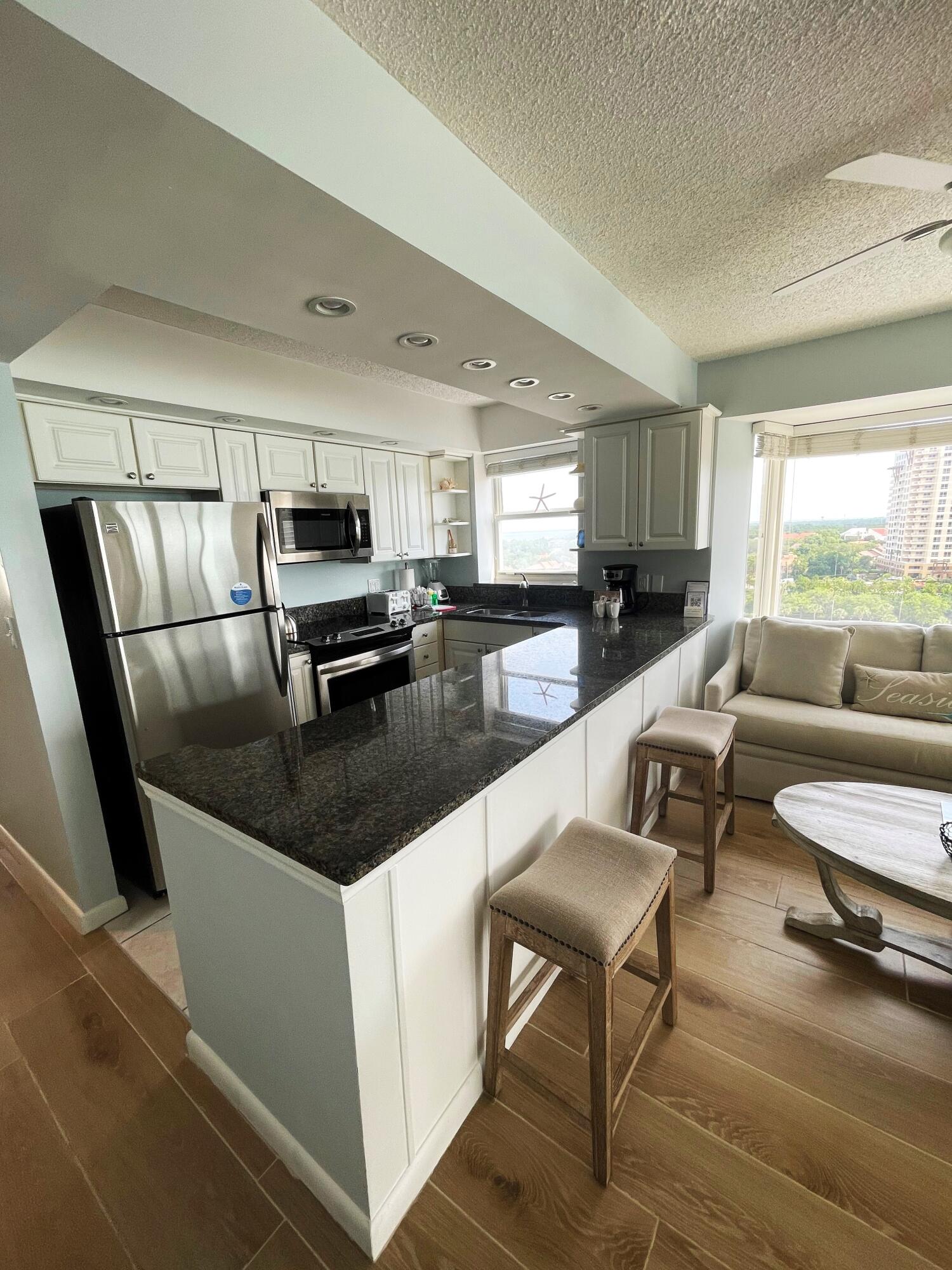 BEACHSIDE TWO - Residential