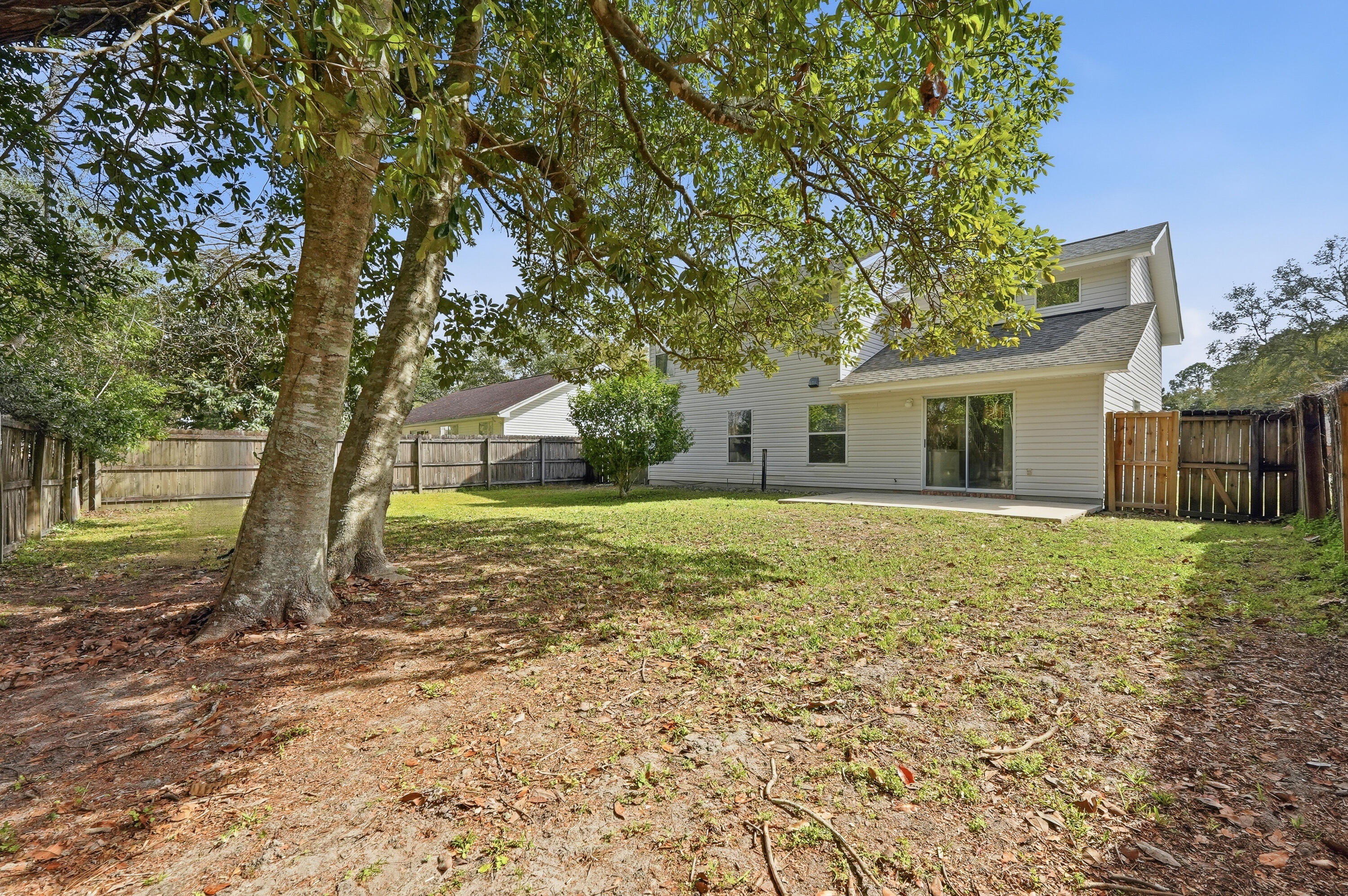 VALPARAISO PINECREST 6 - Residential