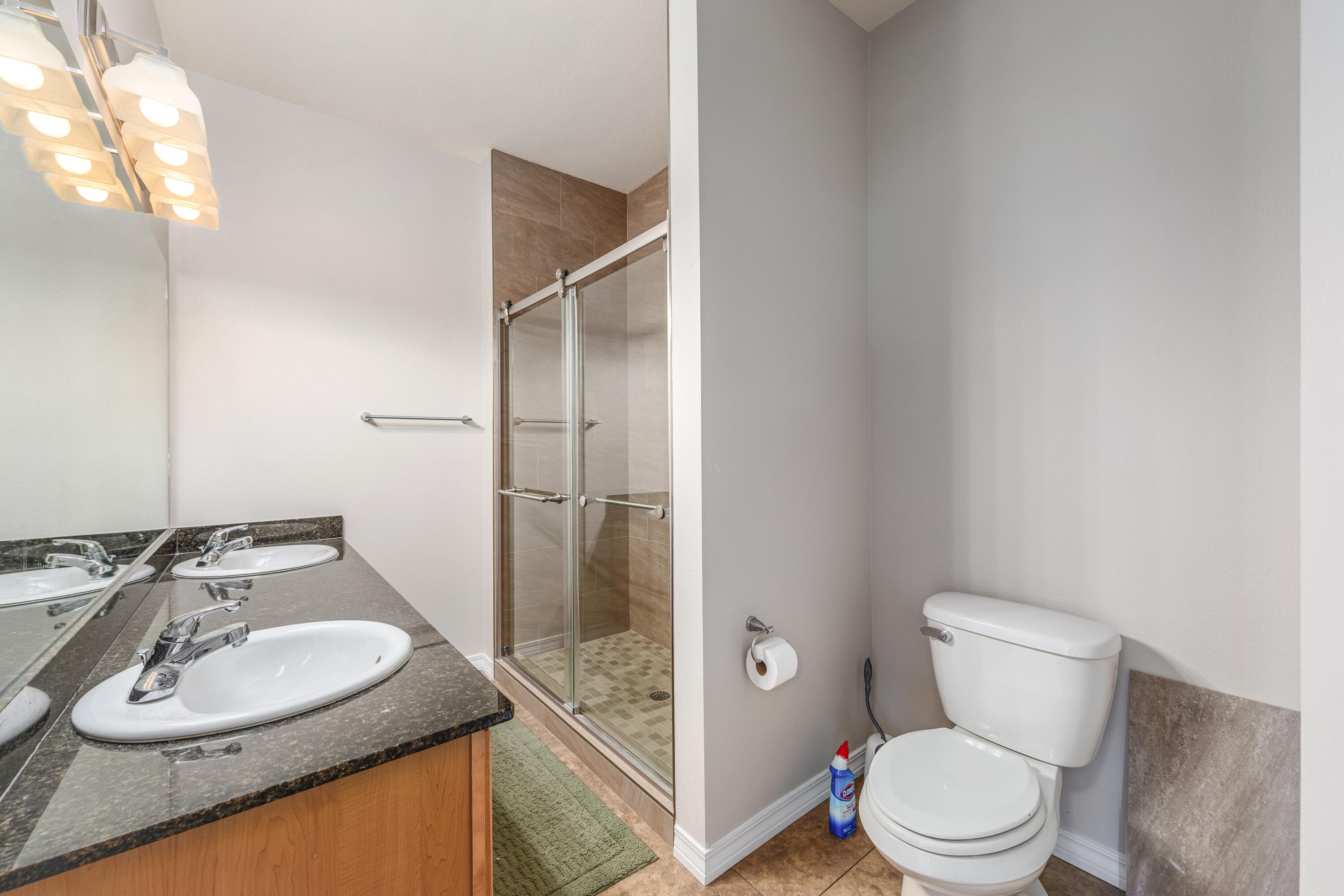 MERIDIAN SQUARE T/H - Residential