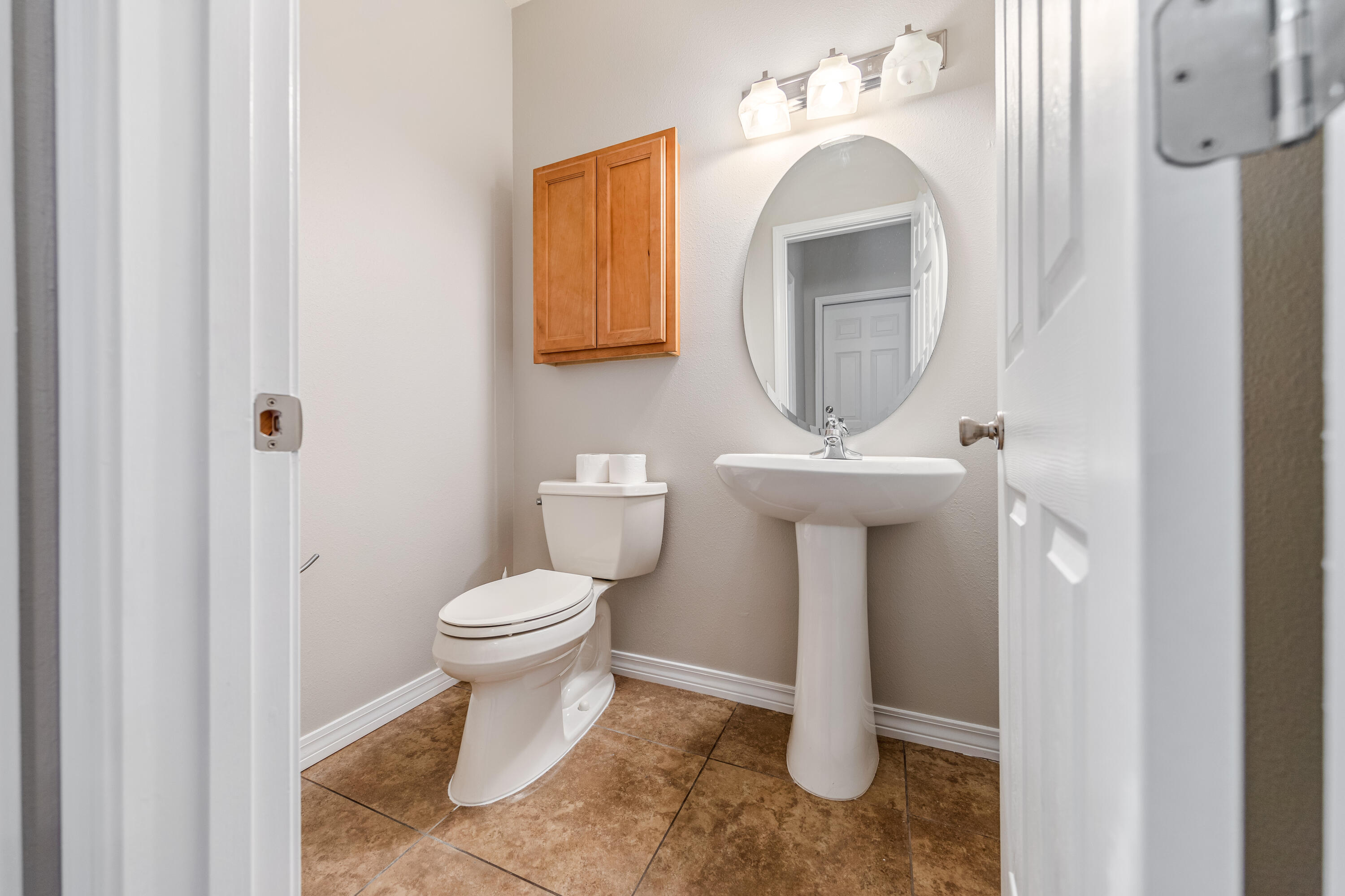 MERIDIAN SQUARE T/H - Residential