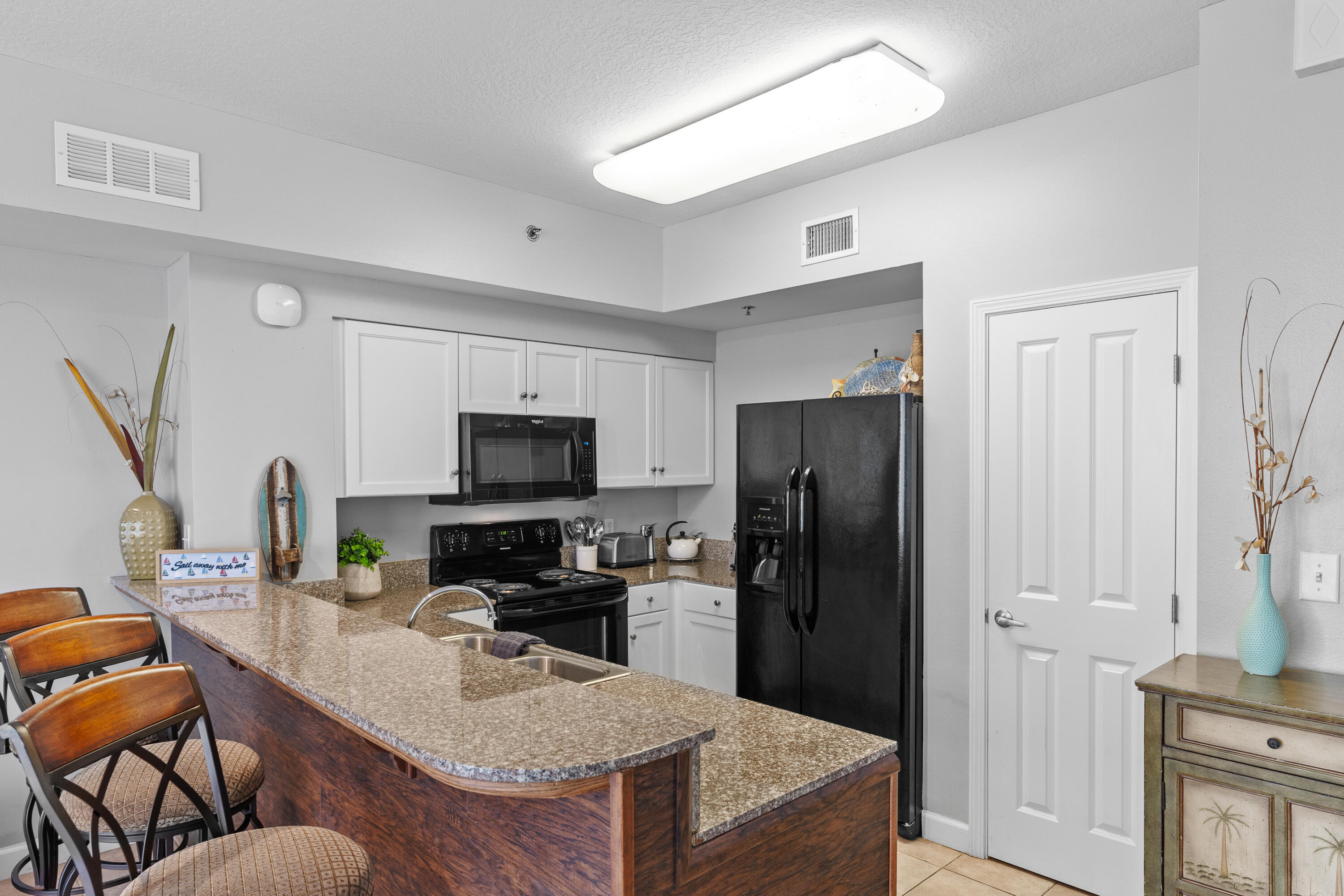 SHORES OF PANAMA - Residential