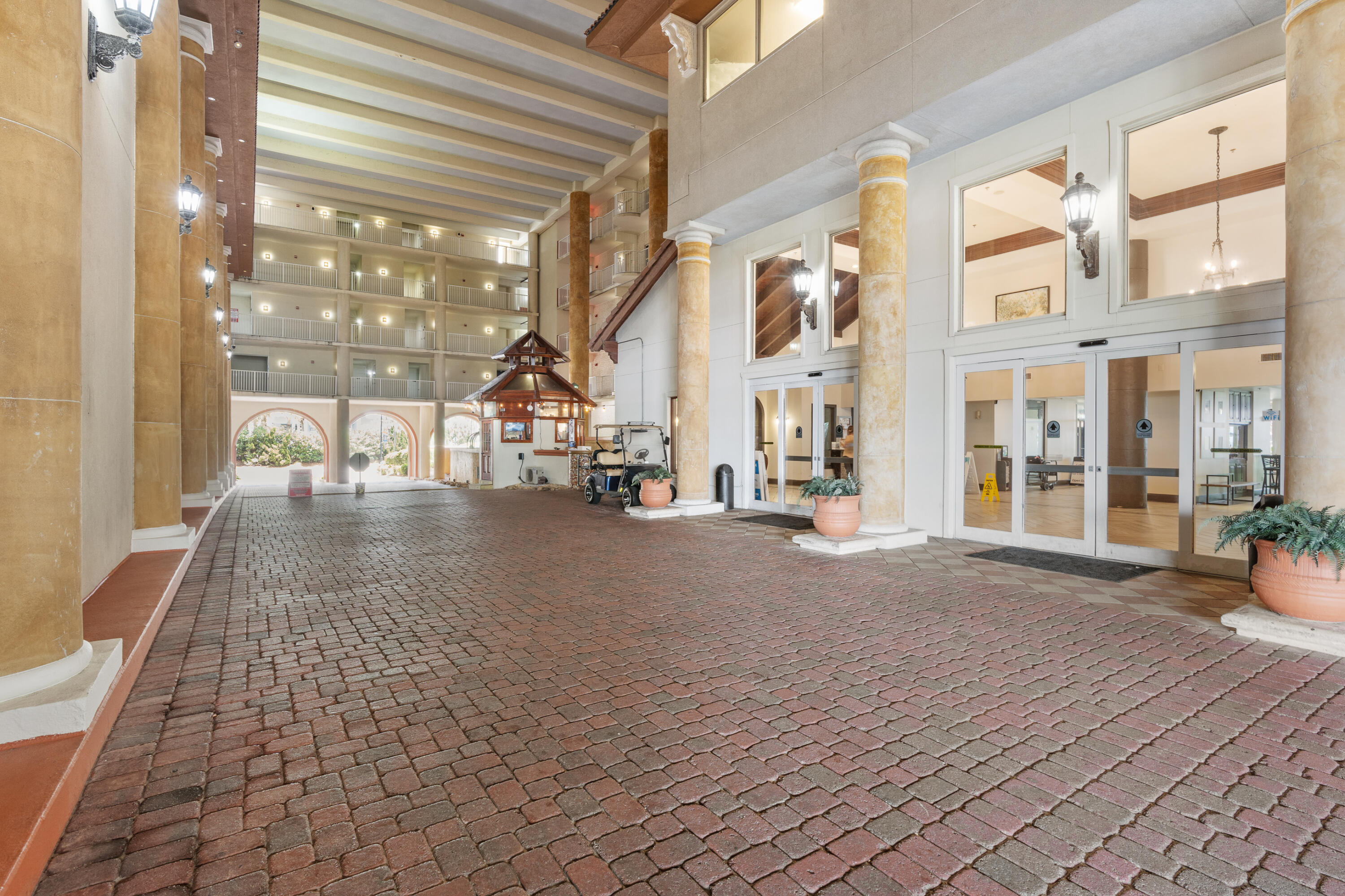 SHORES OF PANAMA - Residential