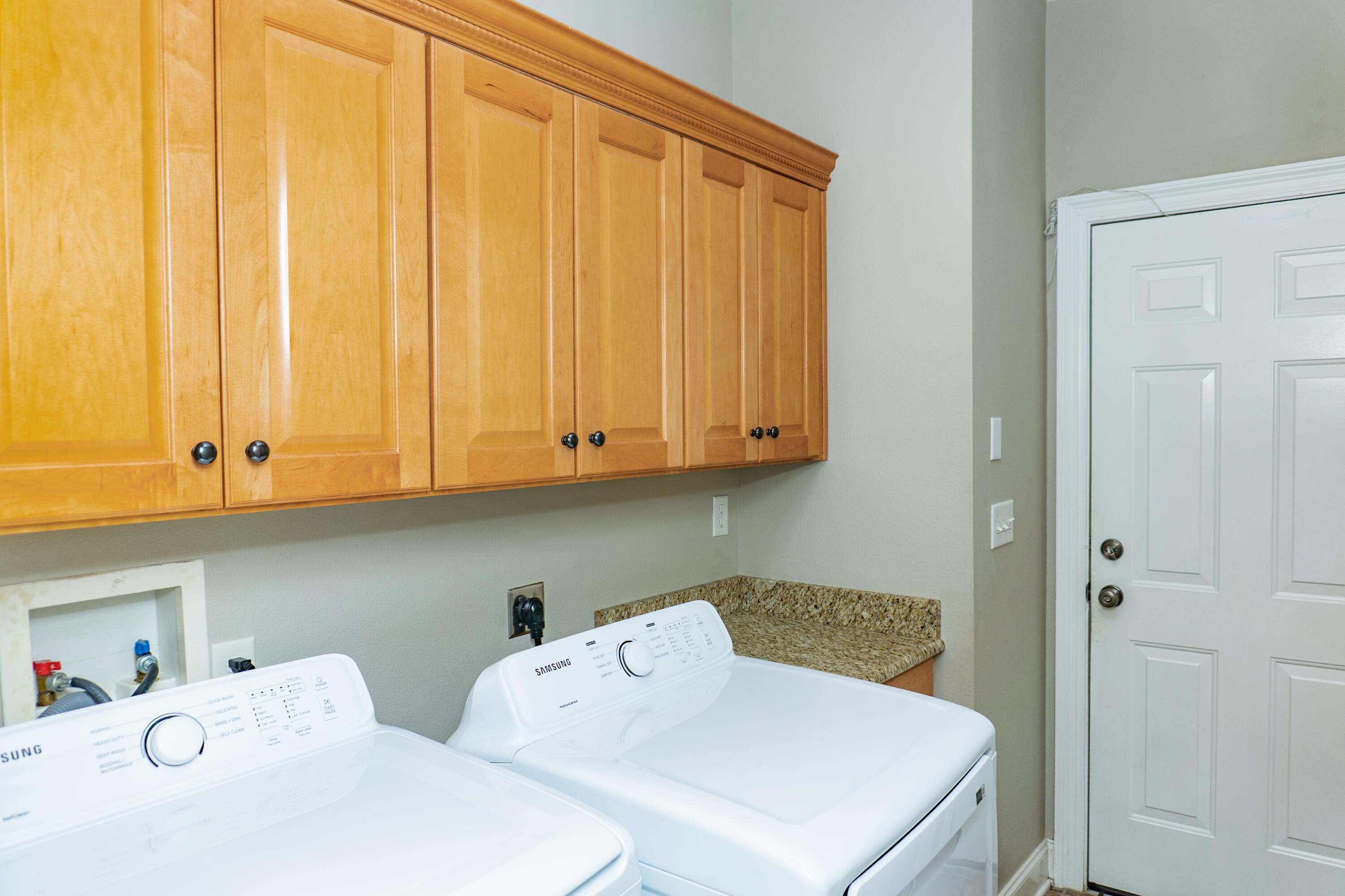 LAKESIDE EAST - Residential Lease