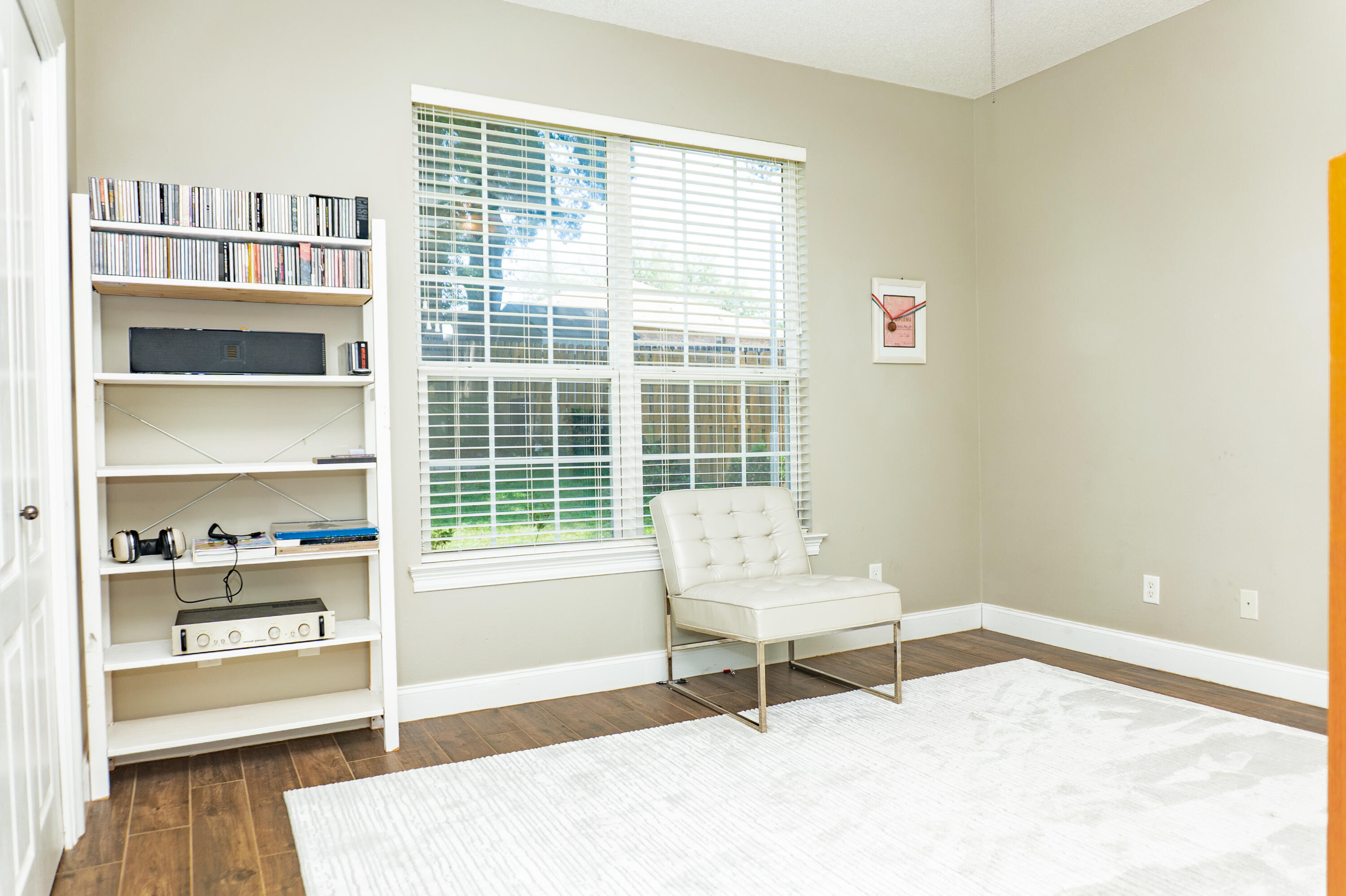LAKESIDE EAST - Residential Lease