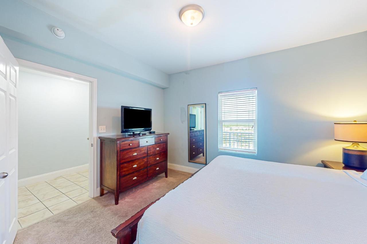 Laketown Wharf - Residential