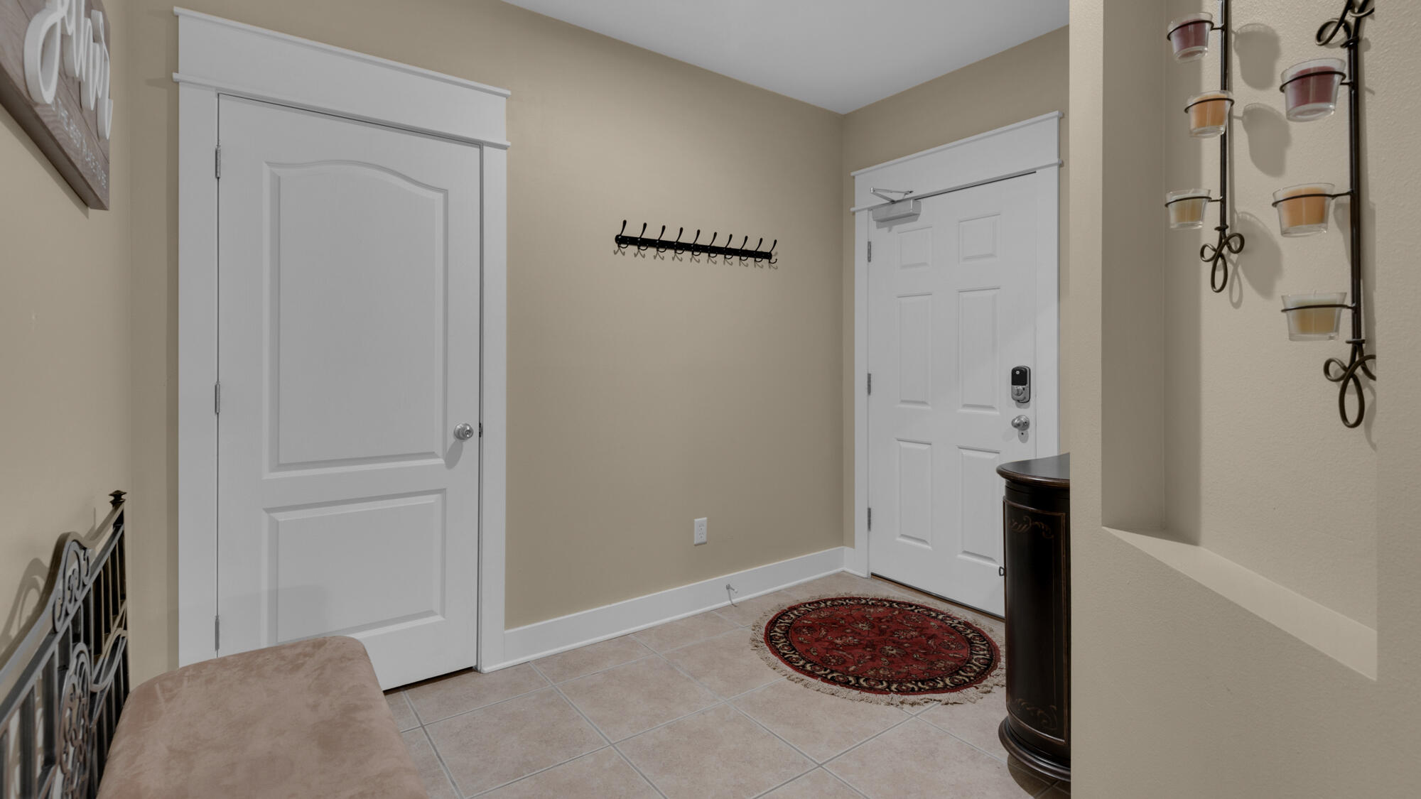 SEAVIEW VILLAS - Residential