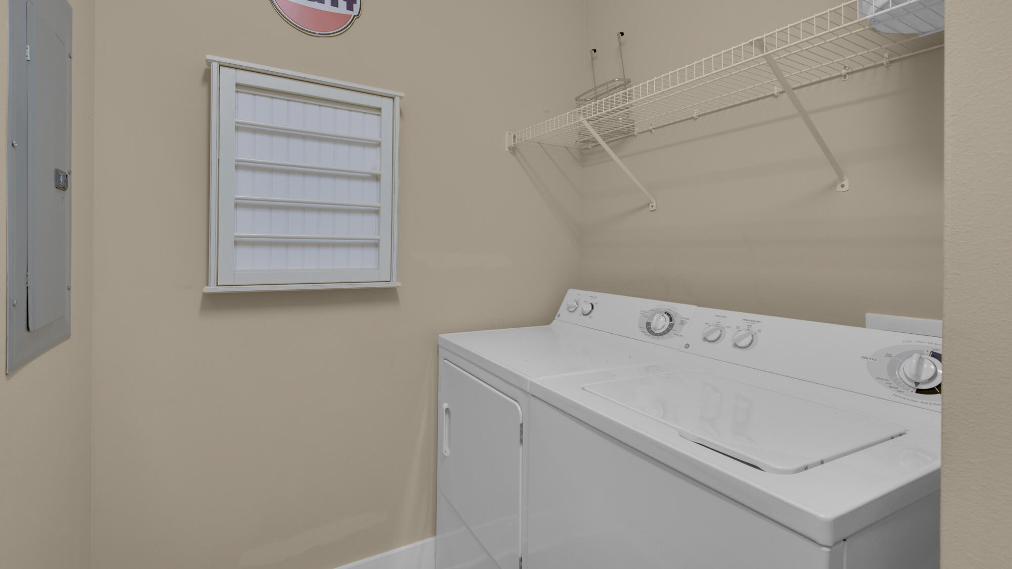 SEAVIEW VILLAS - Residential