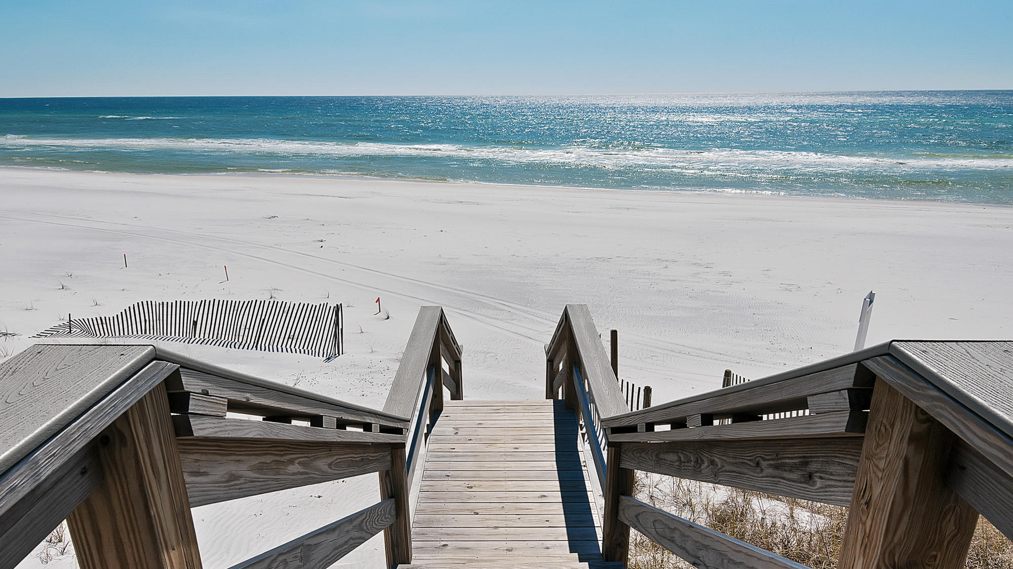 SEAVIEW VILLAS - Residential