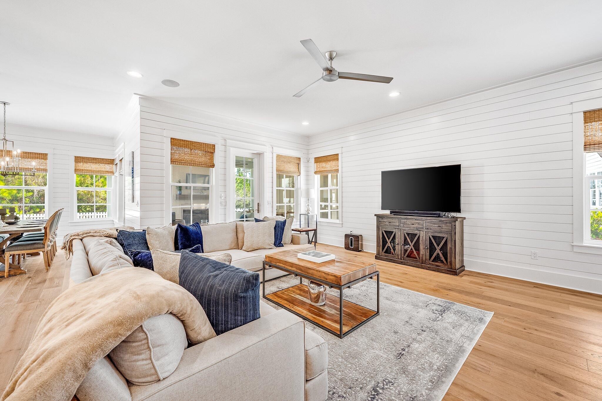 WATERSOUND ORIGINS - Residential