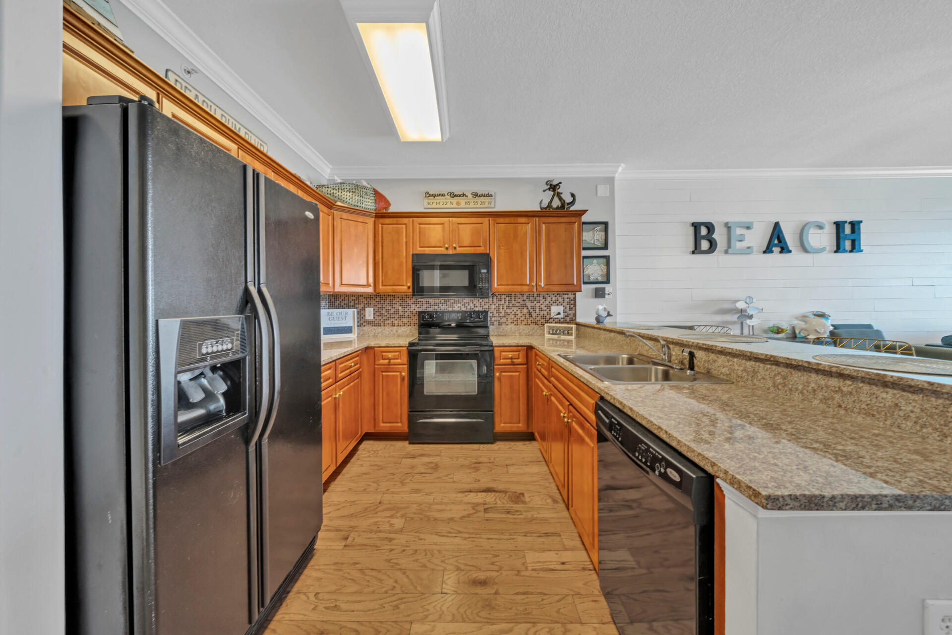 EMERALD ISLE - Residential
