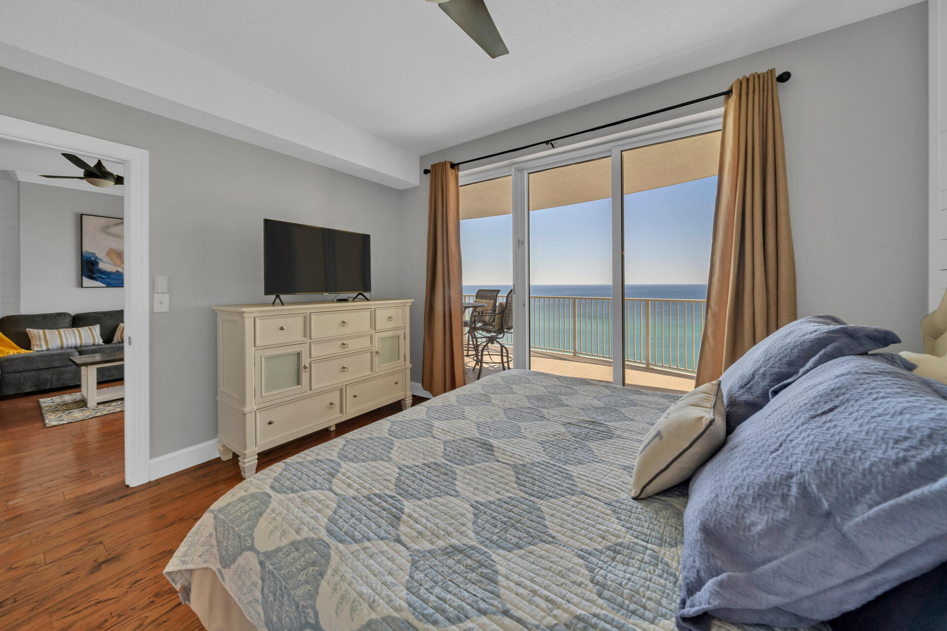 EMERALD ISLE - Residential
