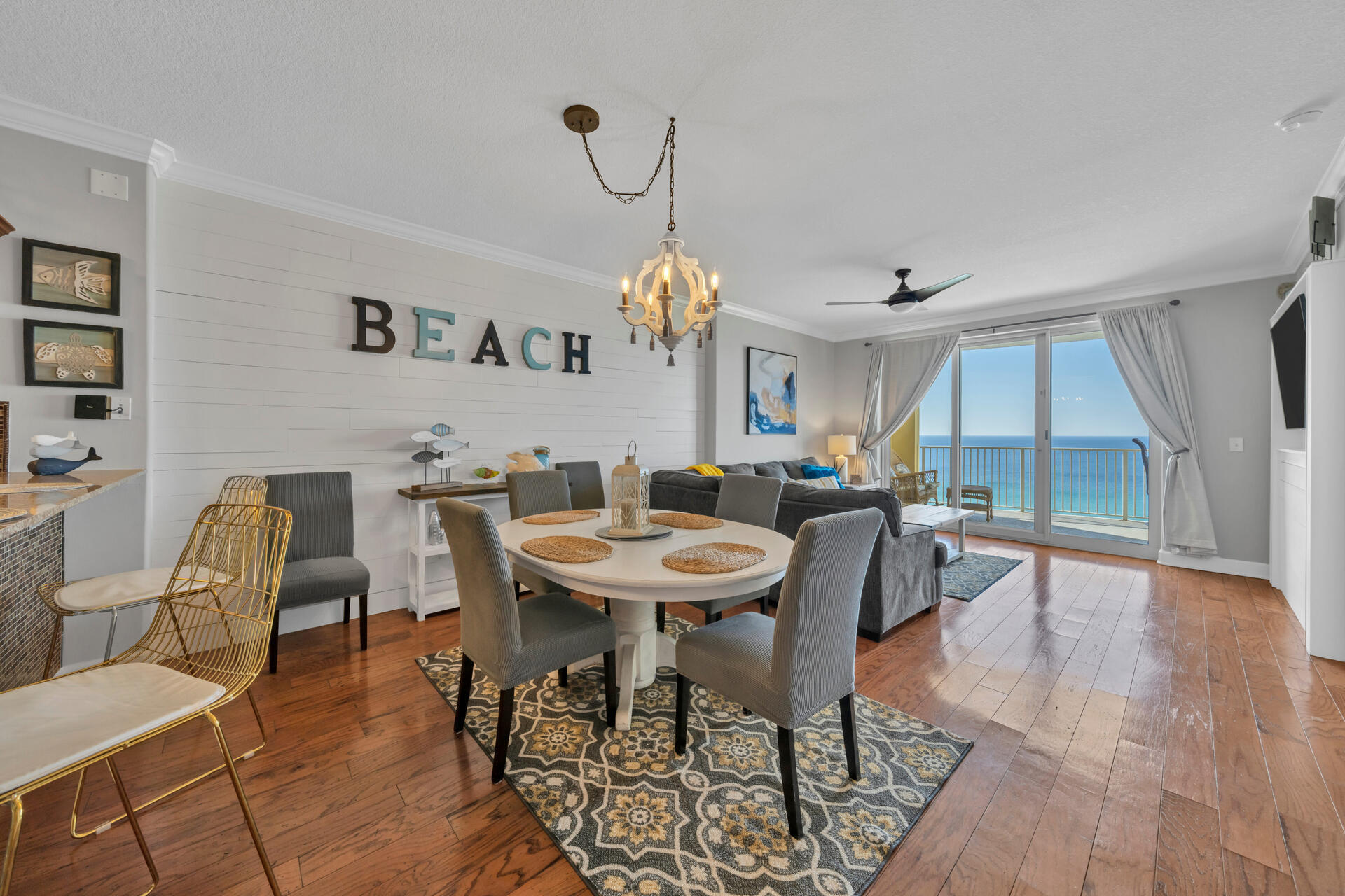 EMERALD ISLE - Residential