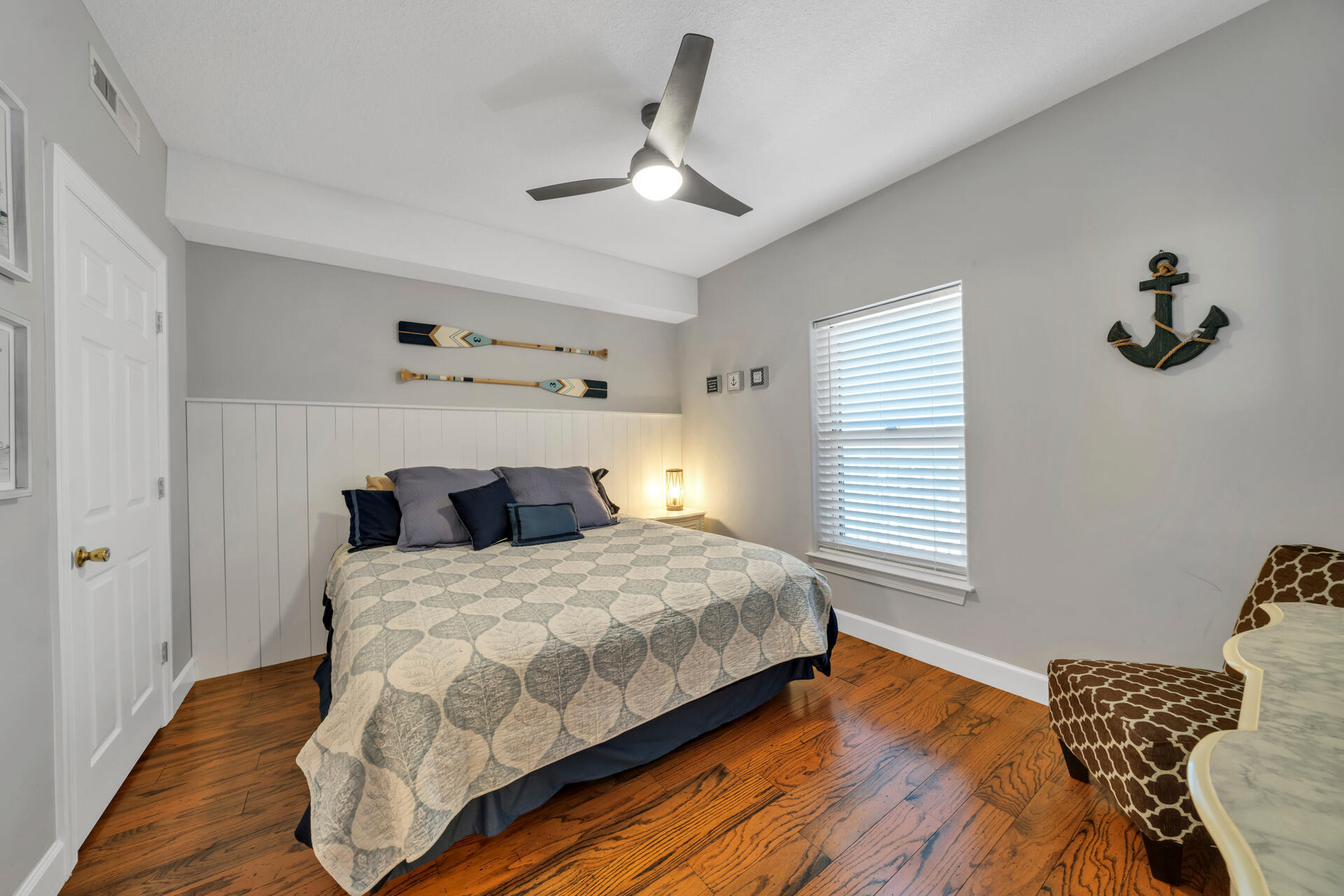 EMERALD ISLE - Residential